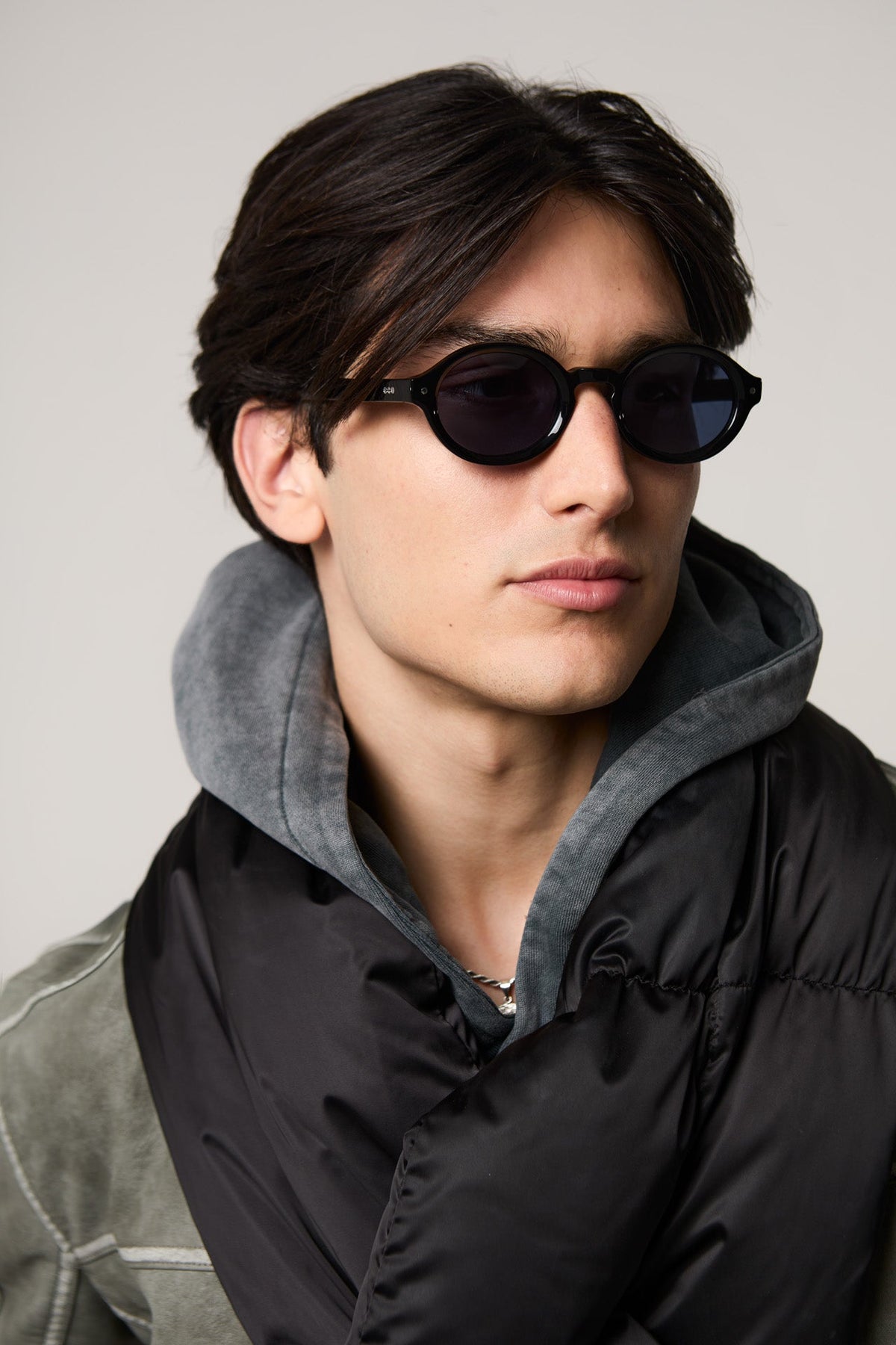 Komono Jace – Noir – verres bleus polarisés – portées
