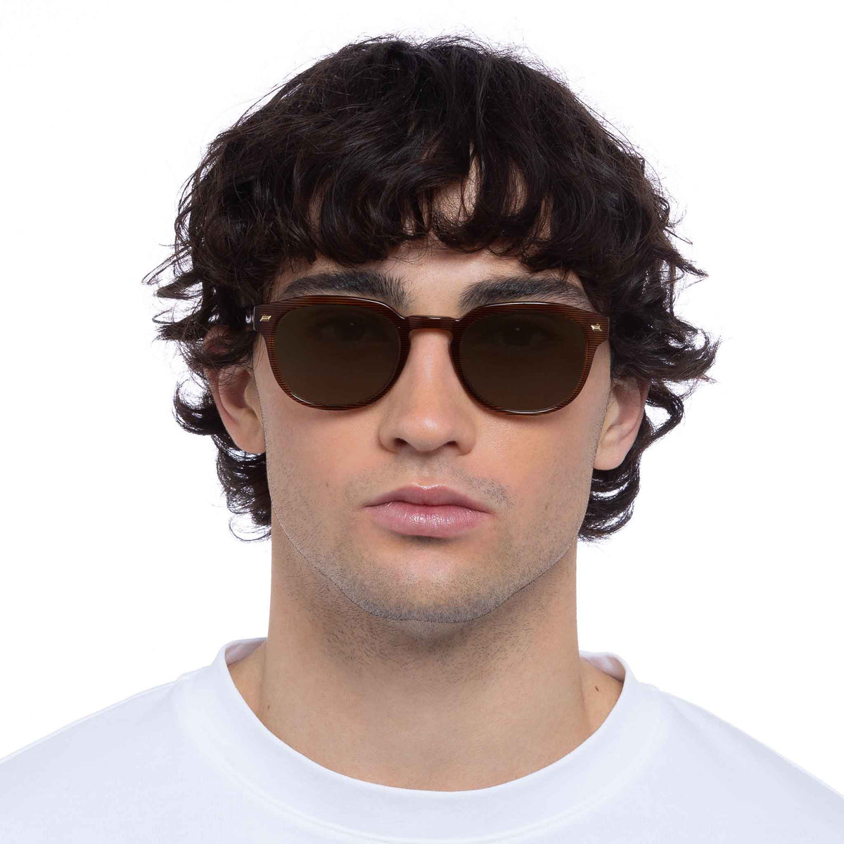 Le Specs Rudimentary – Marron – verres verts – portées