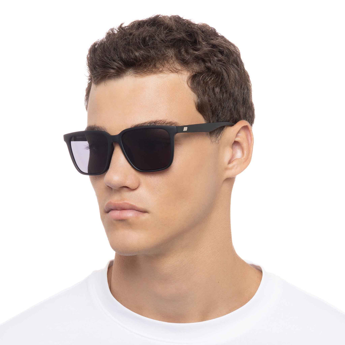 Le Specs Fair game – Noir – verres noirs – portées