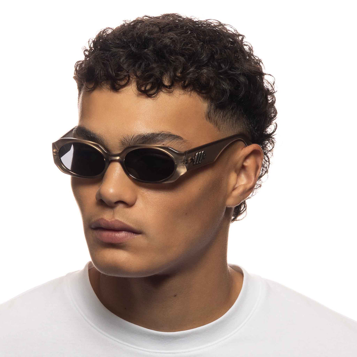 Le Specs Shebang – Marron – verres marron – portées