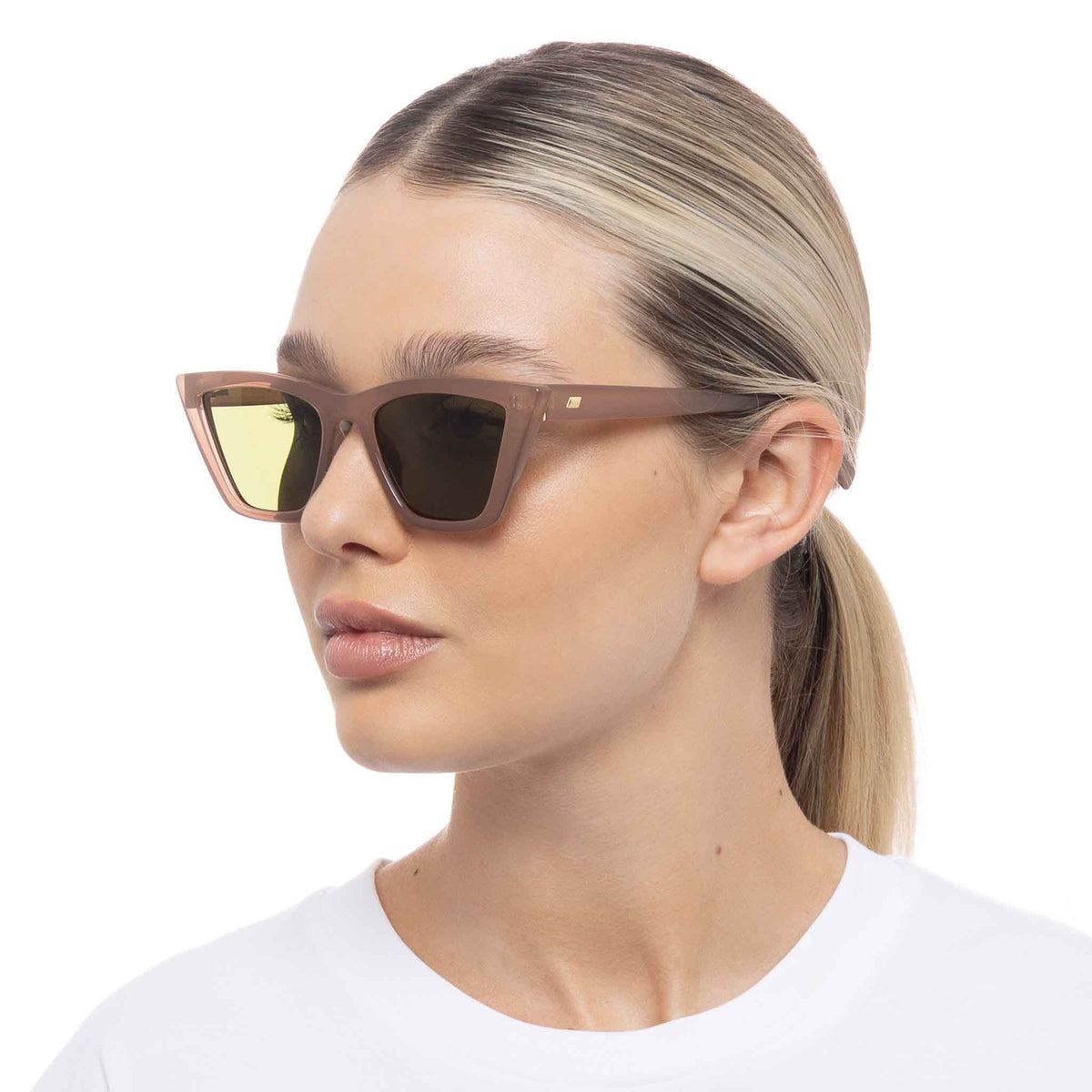 Le Specs Velodrome – Marron – verres verts – portées