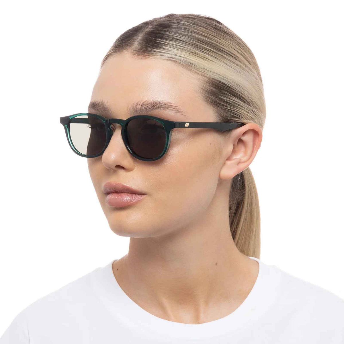 Le Specs Club Royale – Vert – verres noirs – portées