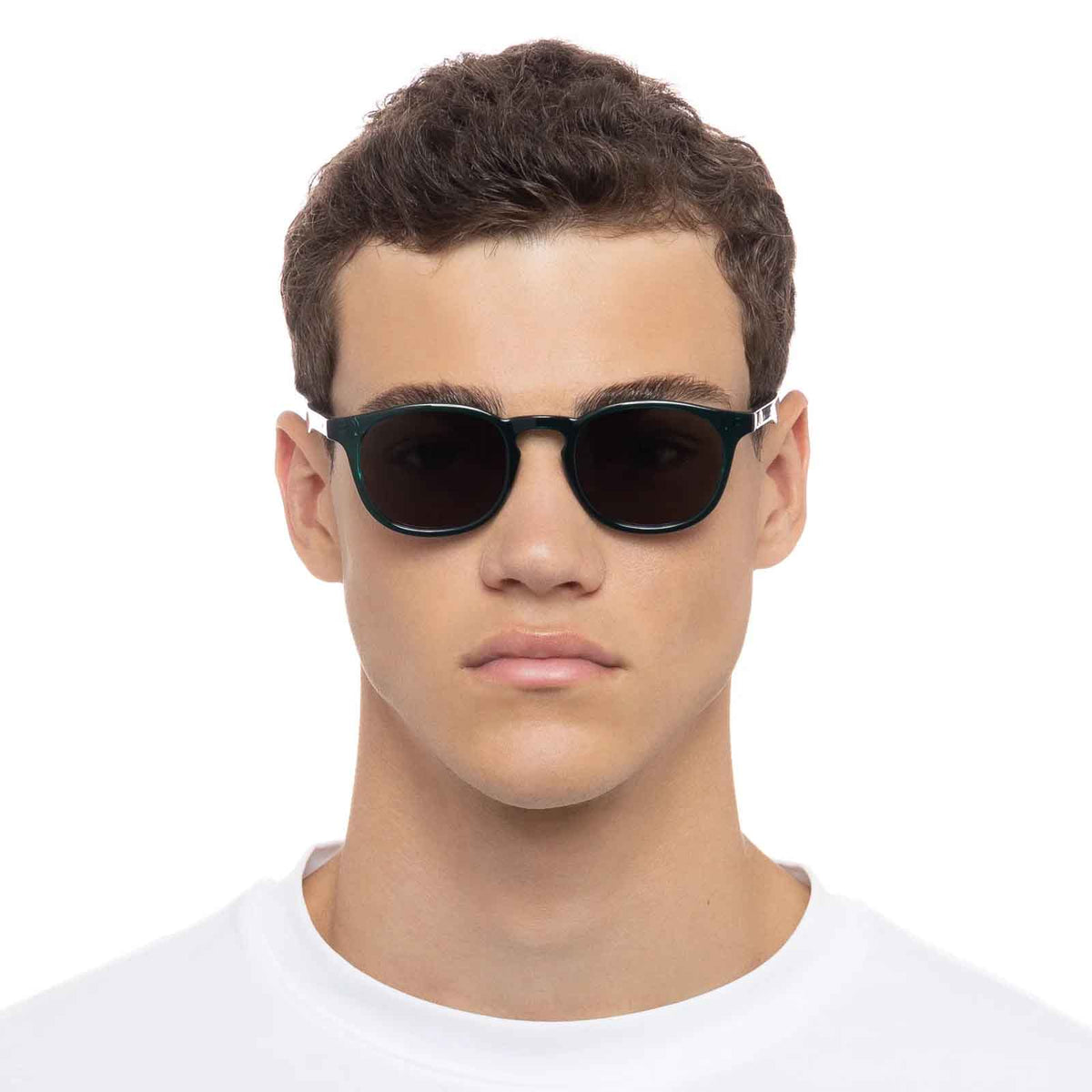 Le Specs Club Royale – Vert – verres noirs – portées