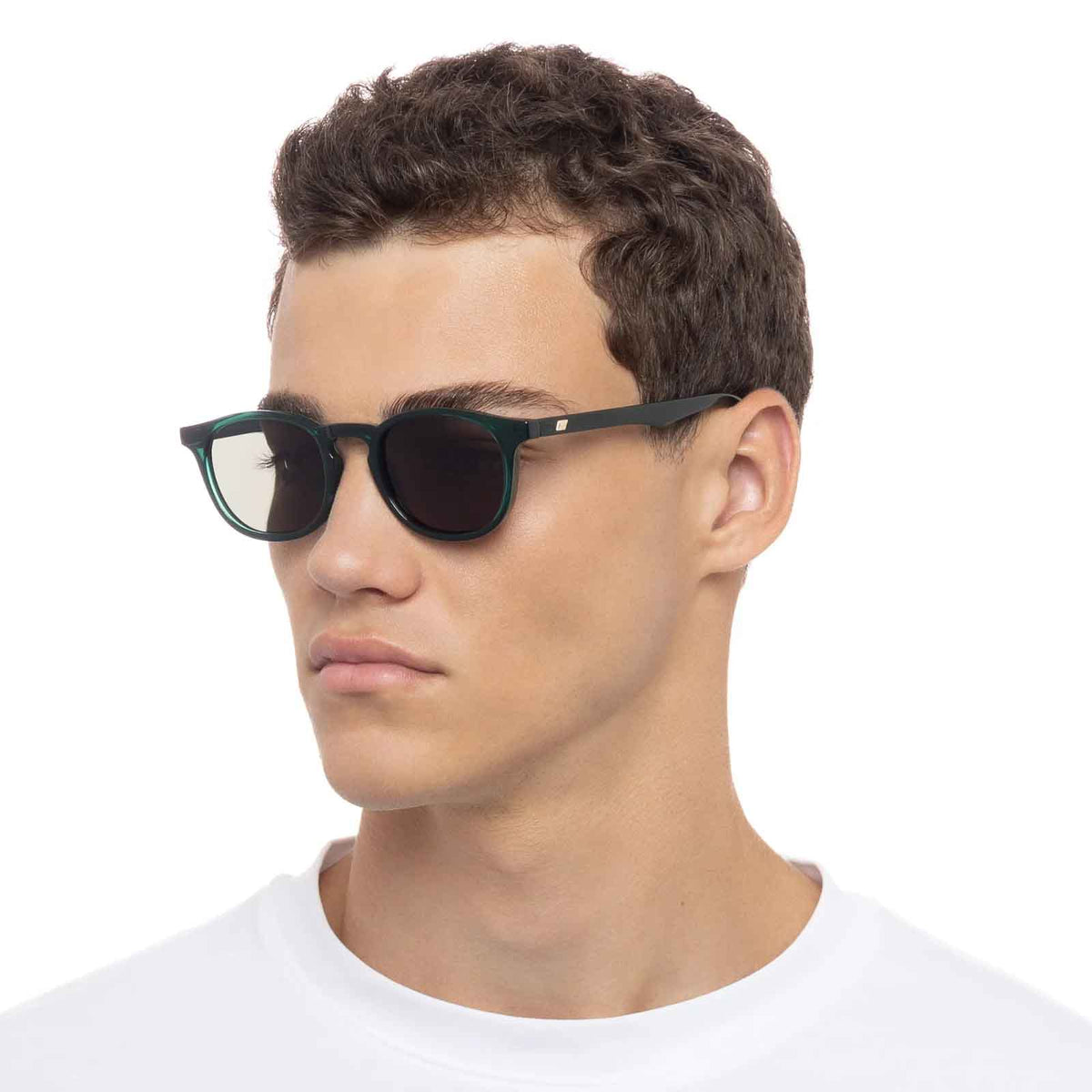 Le Specs Club Royale – Vert – verres noirs – portées