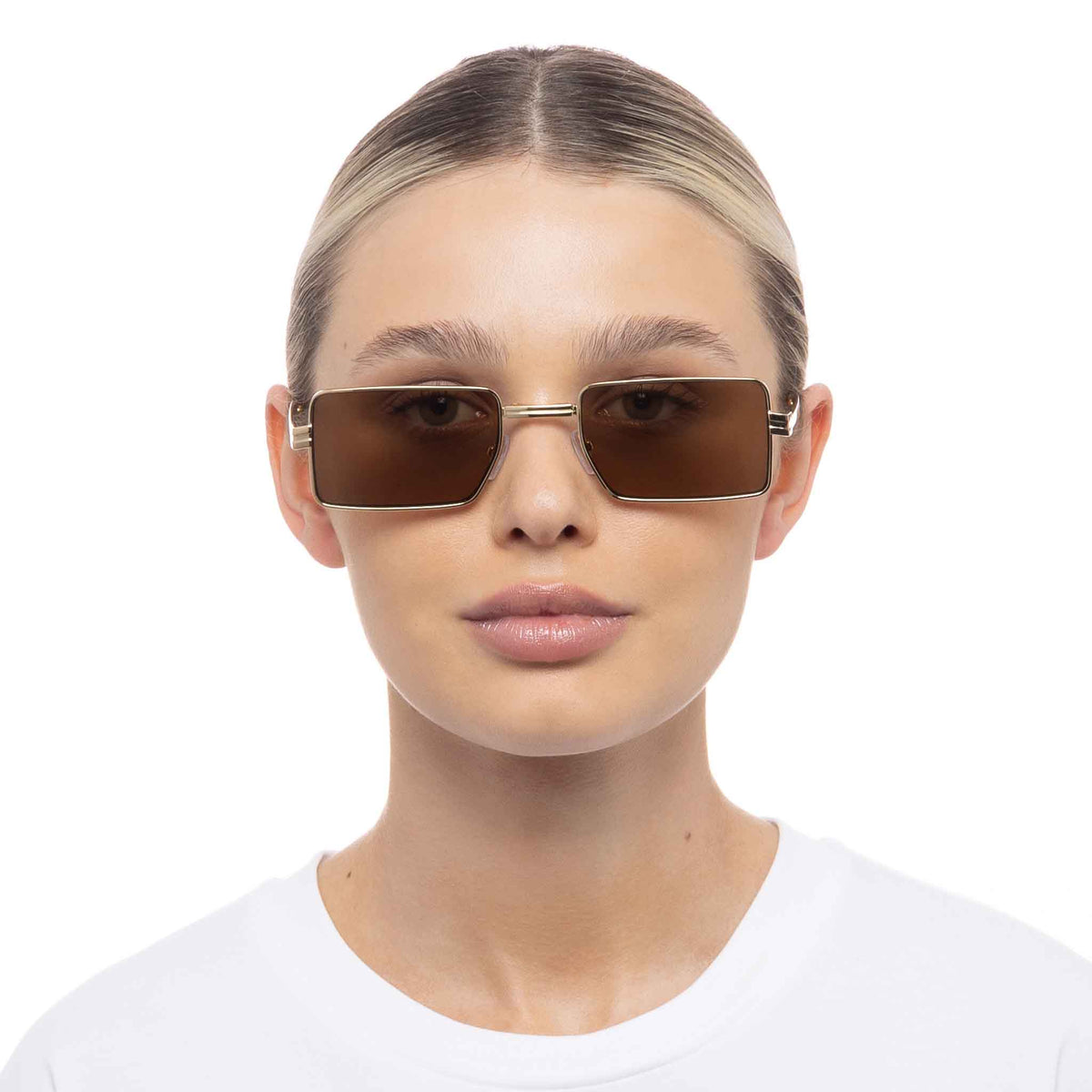 Le Specs Fold 02 – Or – verres marron – portées