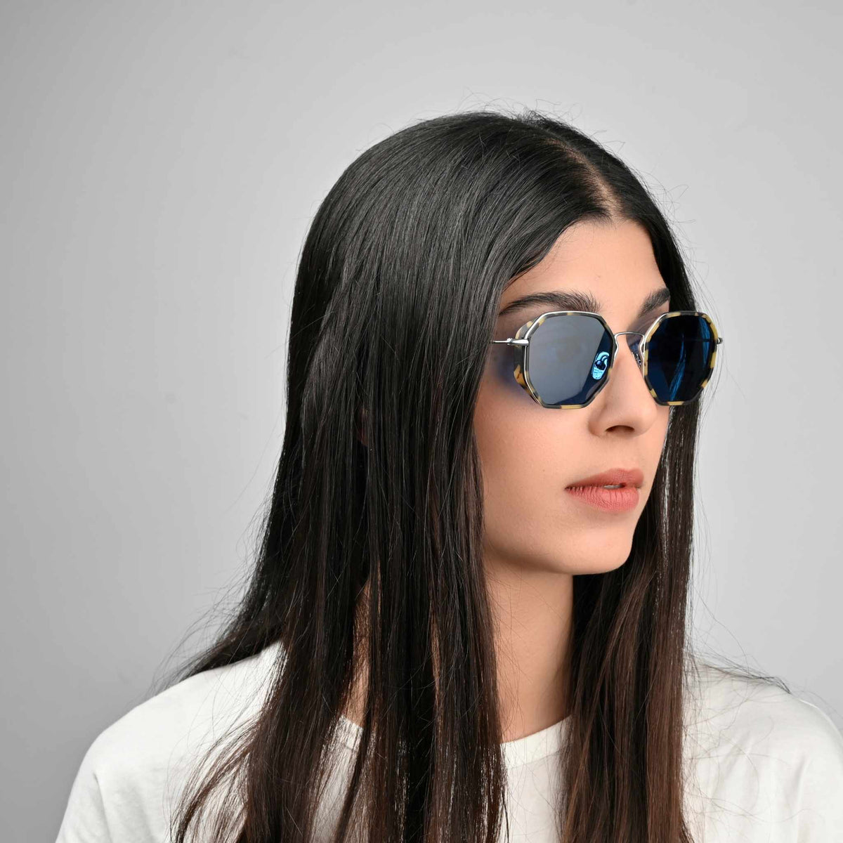Eyepetizer Tommaso – Écaille – verres noirs – portées