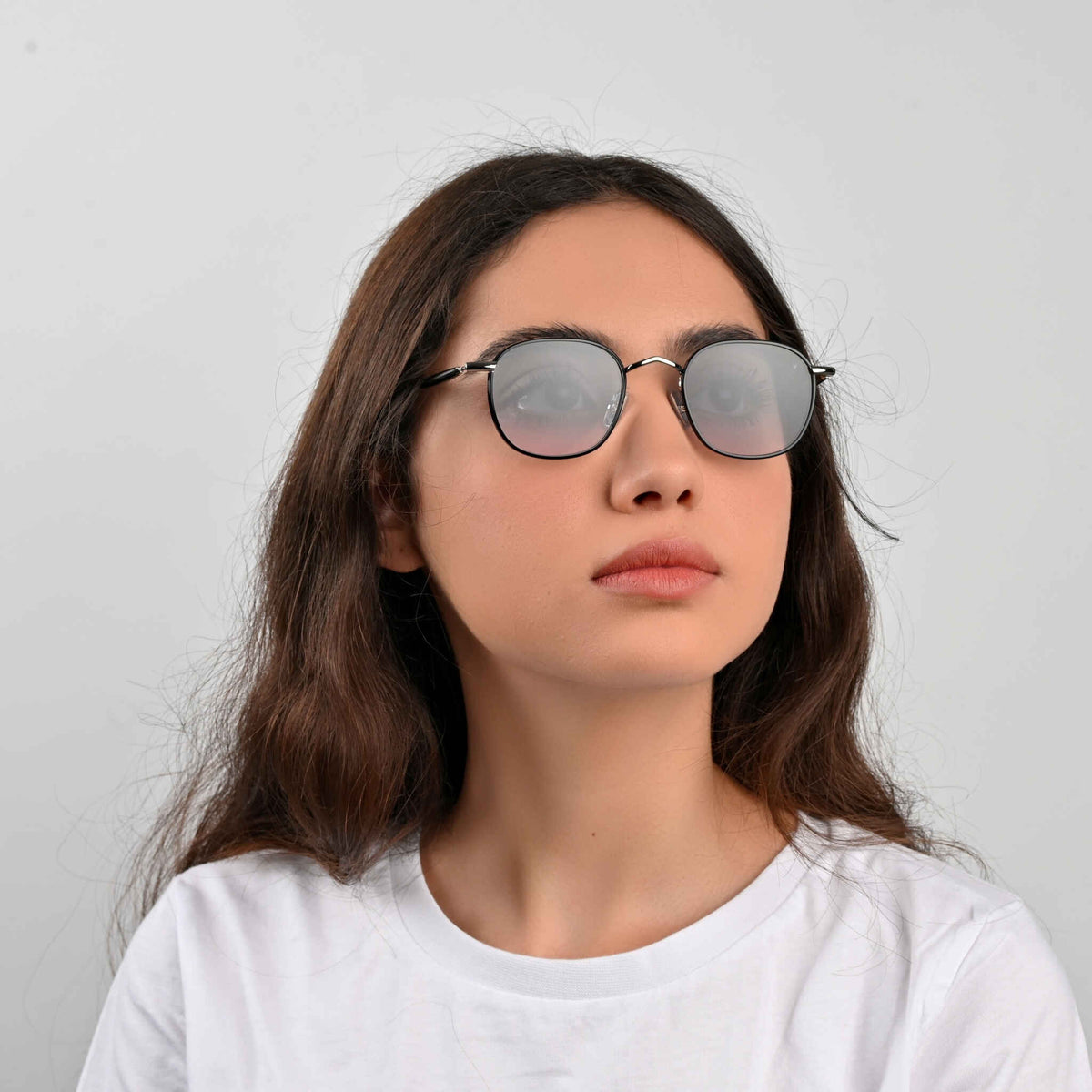 Eyepetizer Trois – Noir – verres roses – portées