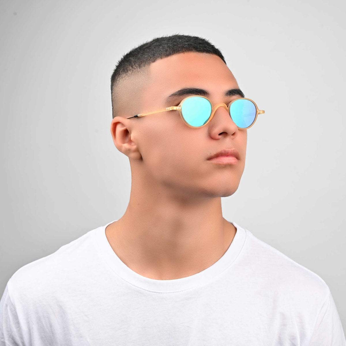Eyepetizer Re – Beige – verres vert citron miroir – portées