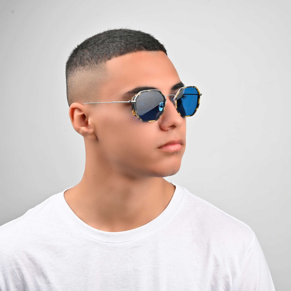 Eyepetizer Tommaso – Écaille – verres noirs – portées