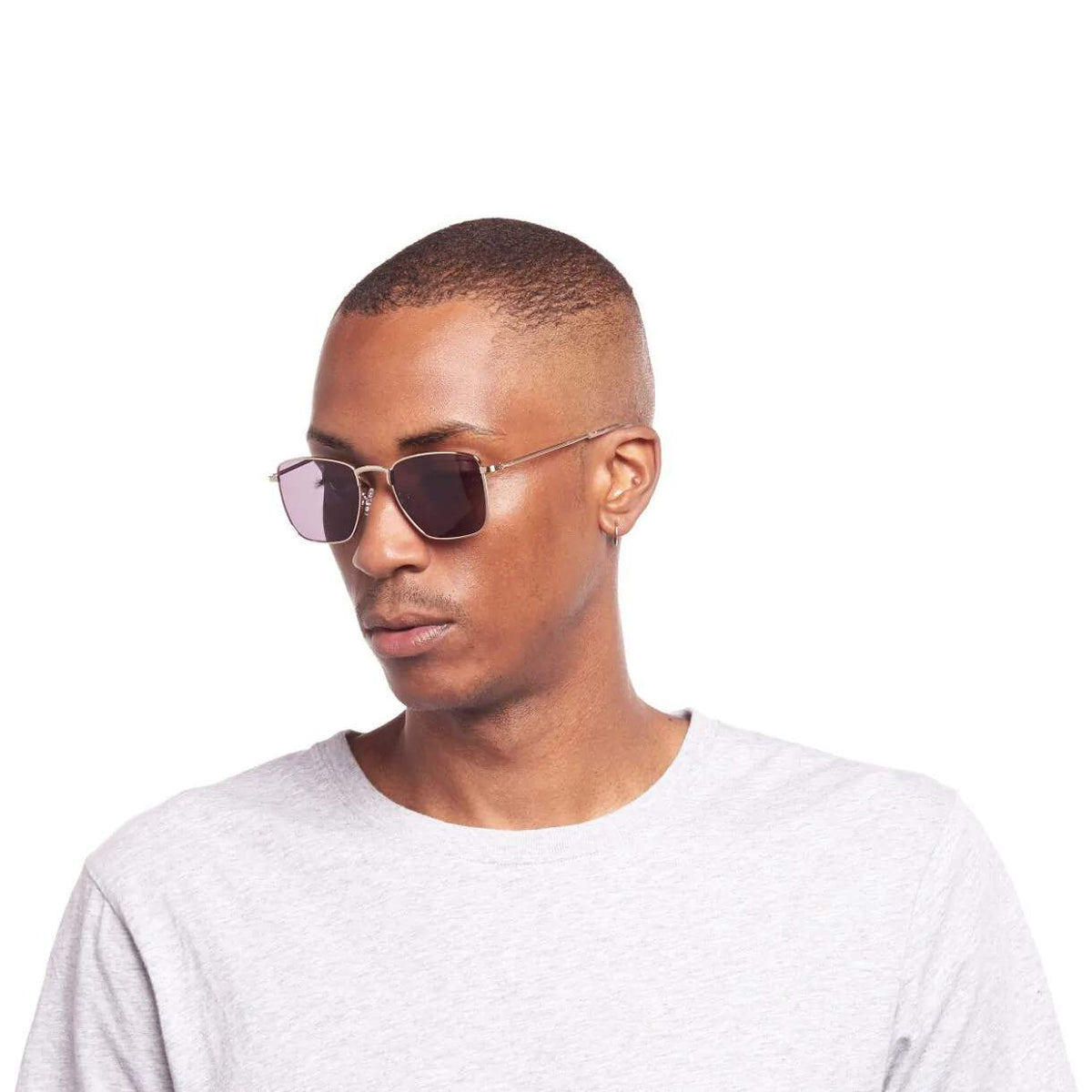 Le Specs Folsom – Or – verres noirs – portées