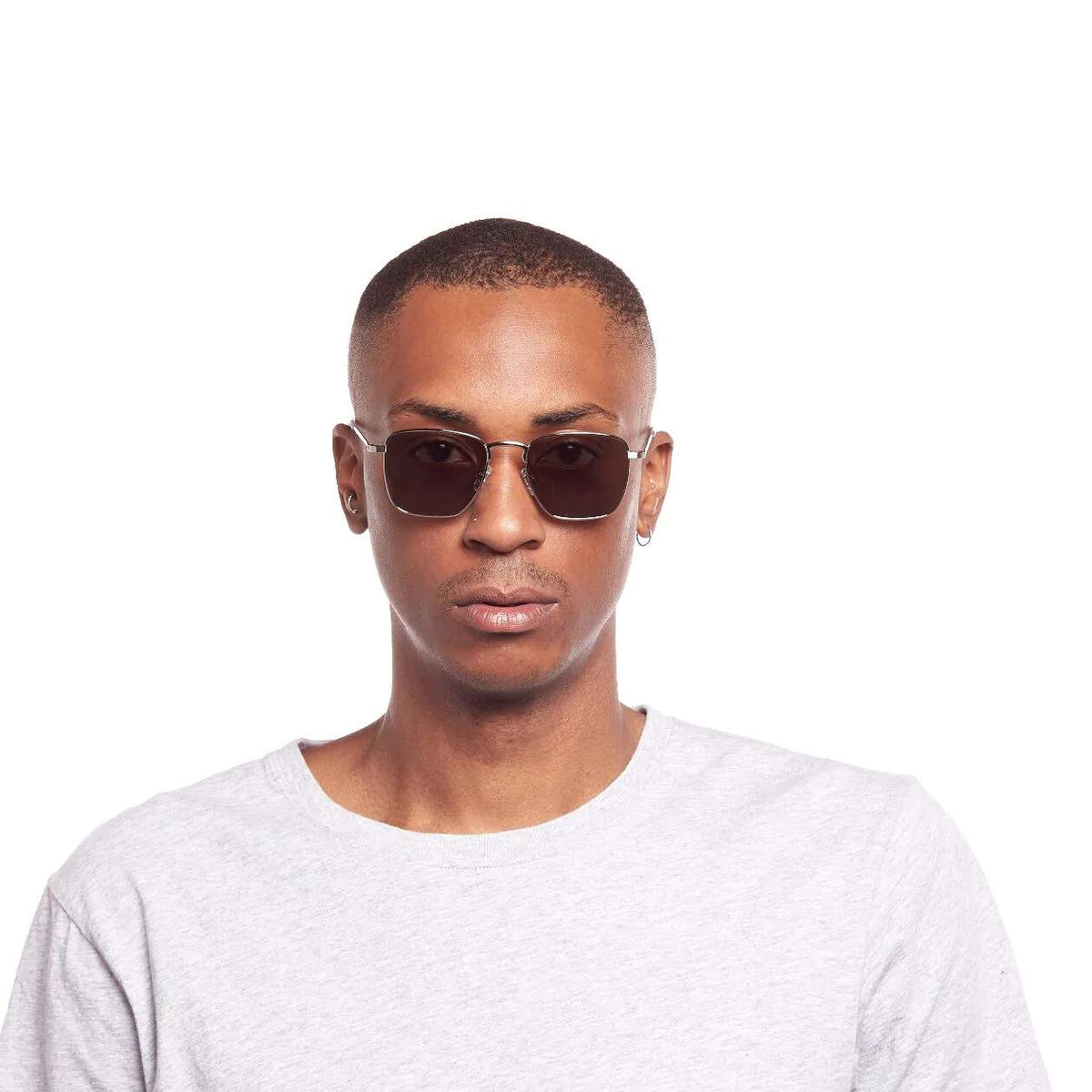 Le Specs Folsom – Argent – verres verts – portées