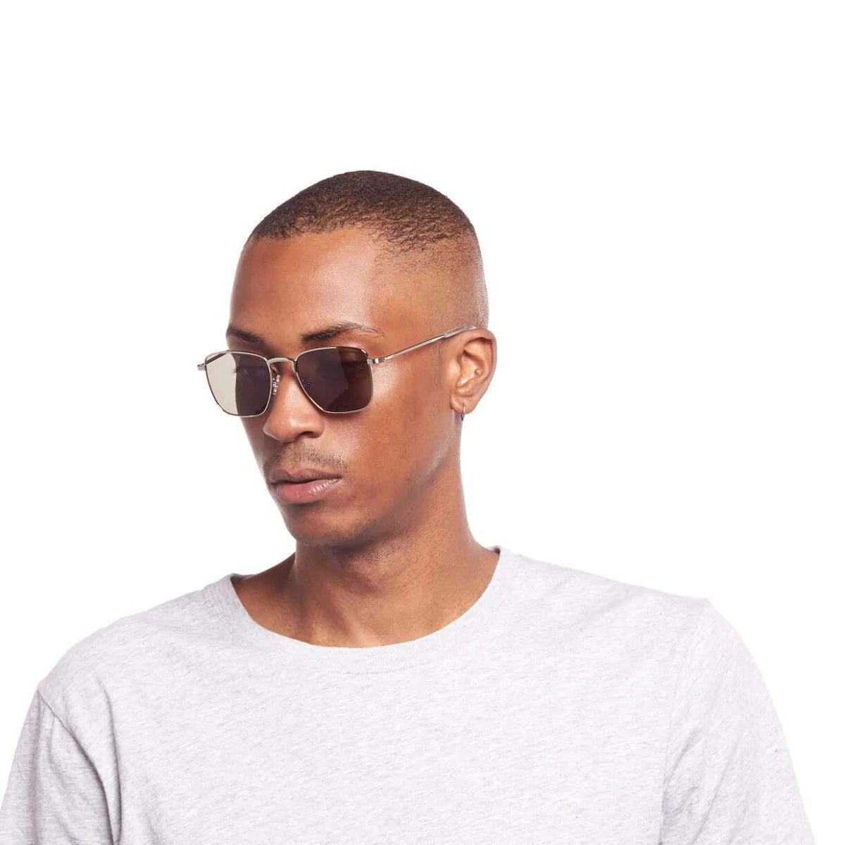 Le Specs Folsom – Argent – verres verts – portées