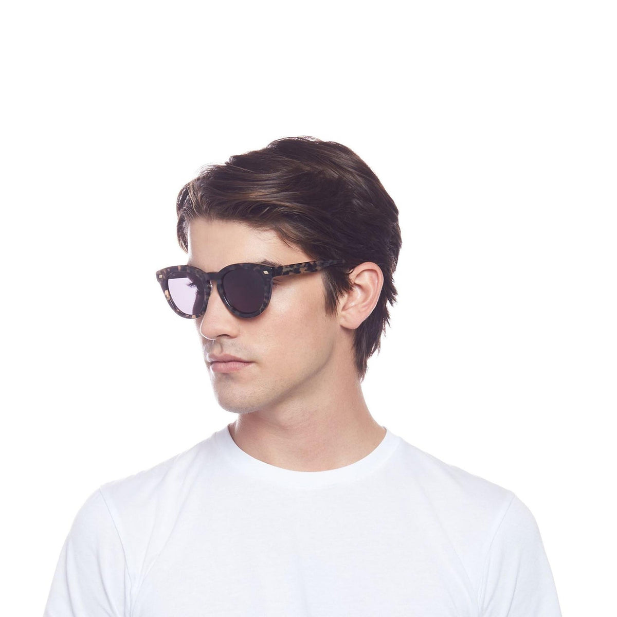 Le Specs Luxe Over & Over – Écaille – verres noirs – portées