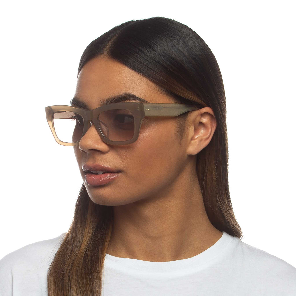 Le Specs Luxe Vega Alt Fit – Gris – verres marron – portées