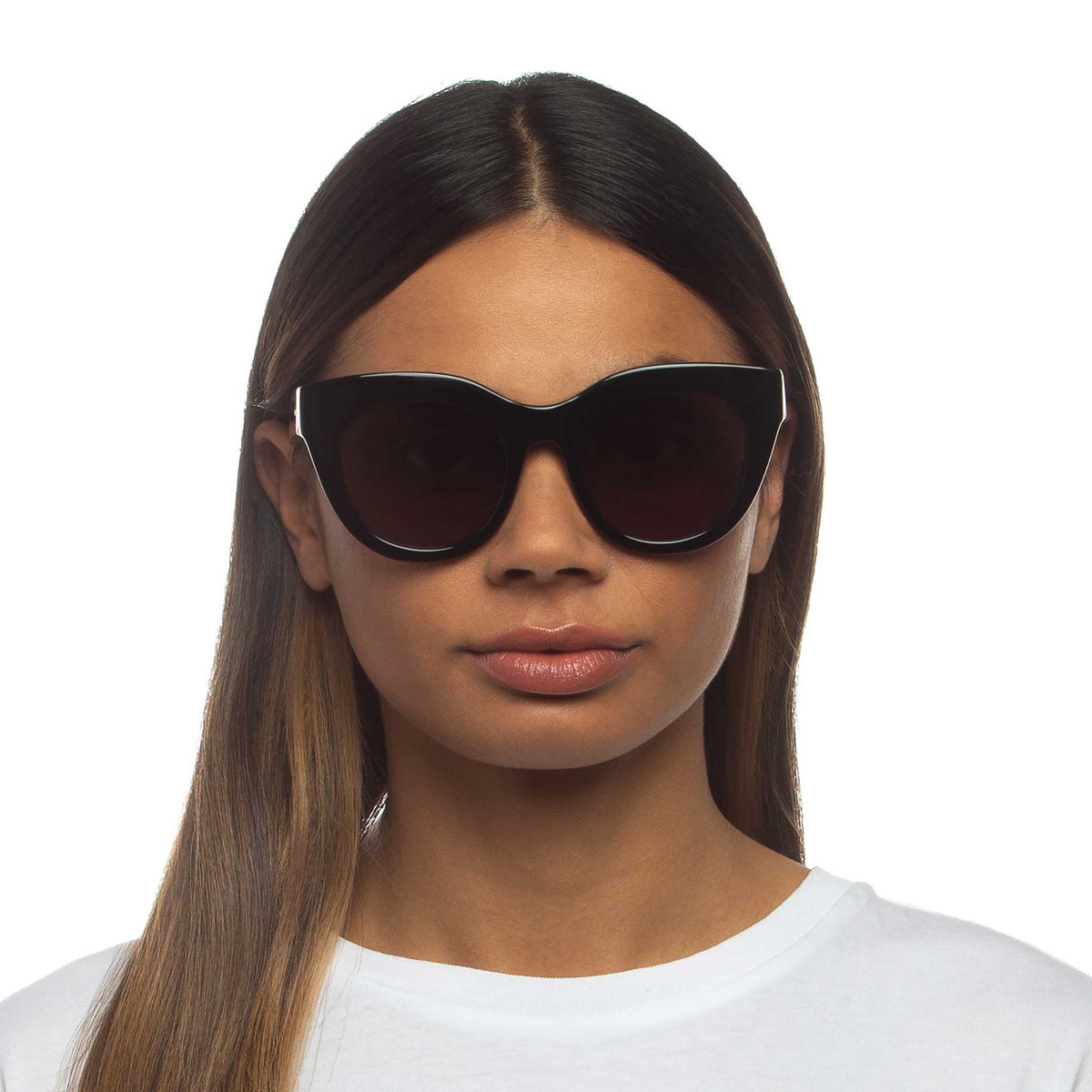 Le Specs Luxe Airy Canary II – Noir – verres noirs – portées