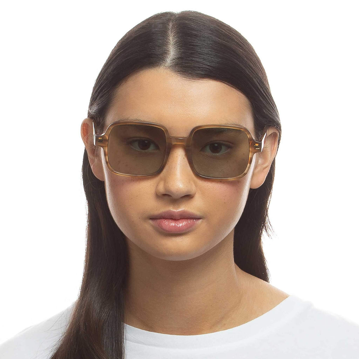Le Specs Luxe Isla Del Sol – Beige – verres verts – portées