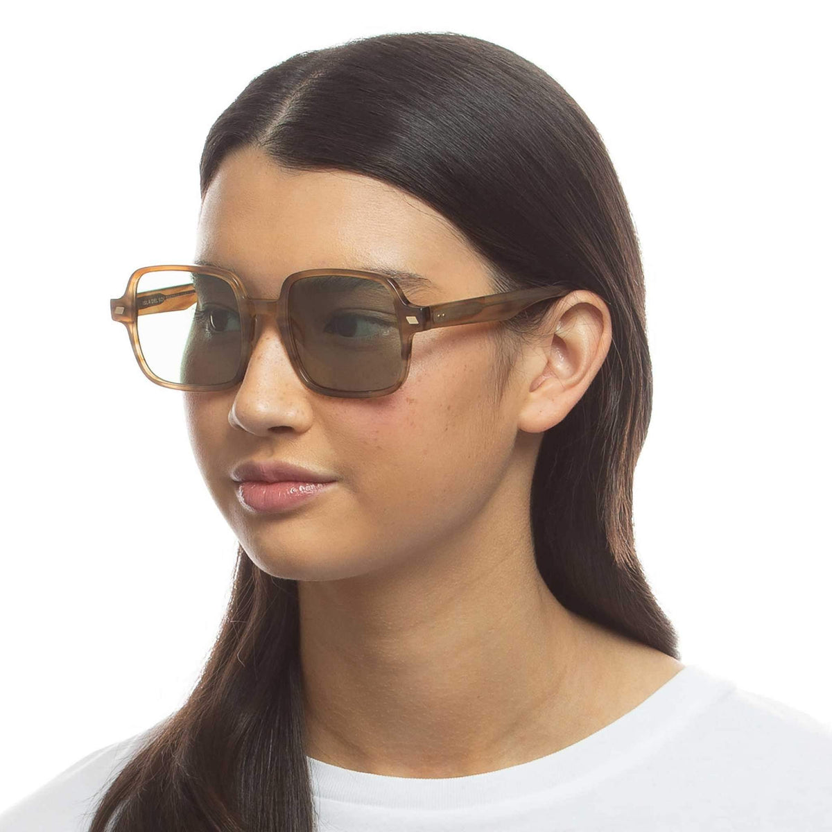 Le Specs Luxe Isla Del Sol – Beige – verres verts – portées