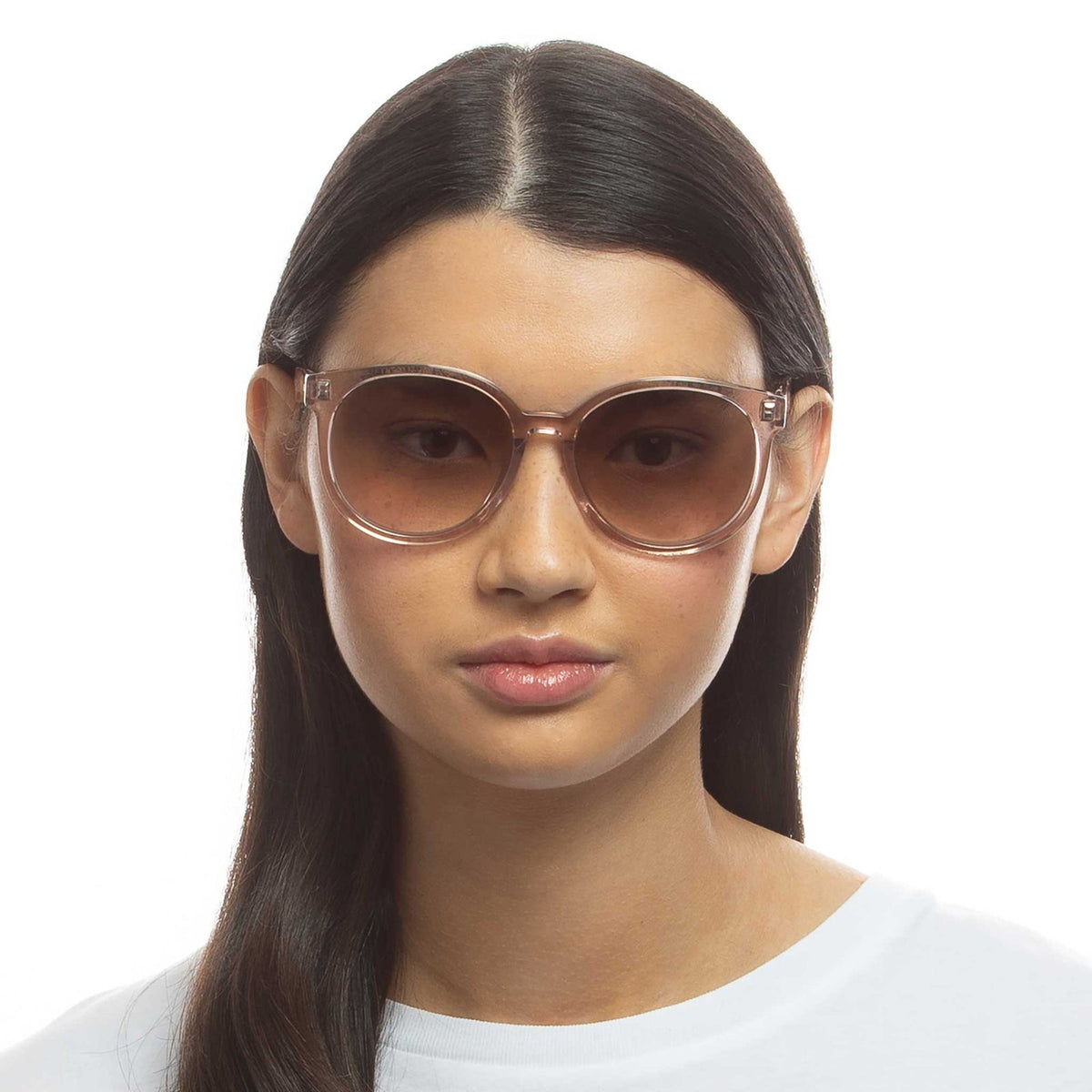 Le Specs Luxe Grande Fiesta – Transparent – verres marron – portées