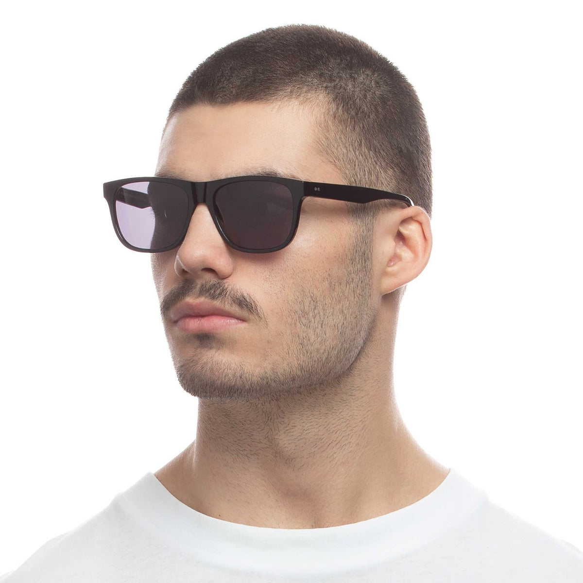 Le Specs Luxe Hacienda – Noir – verres noirs – portées