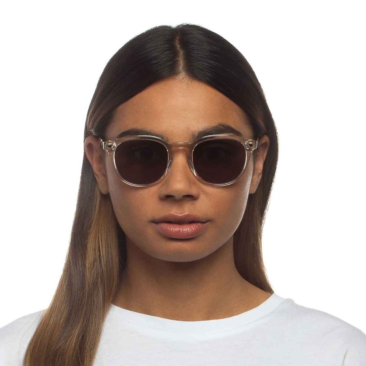 Le Specs Luxe La Play 50 – Transparent – verres verts – portées