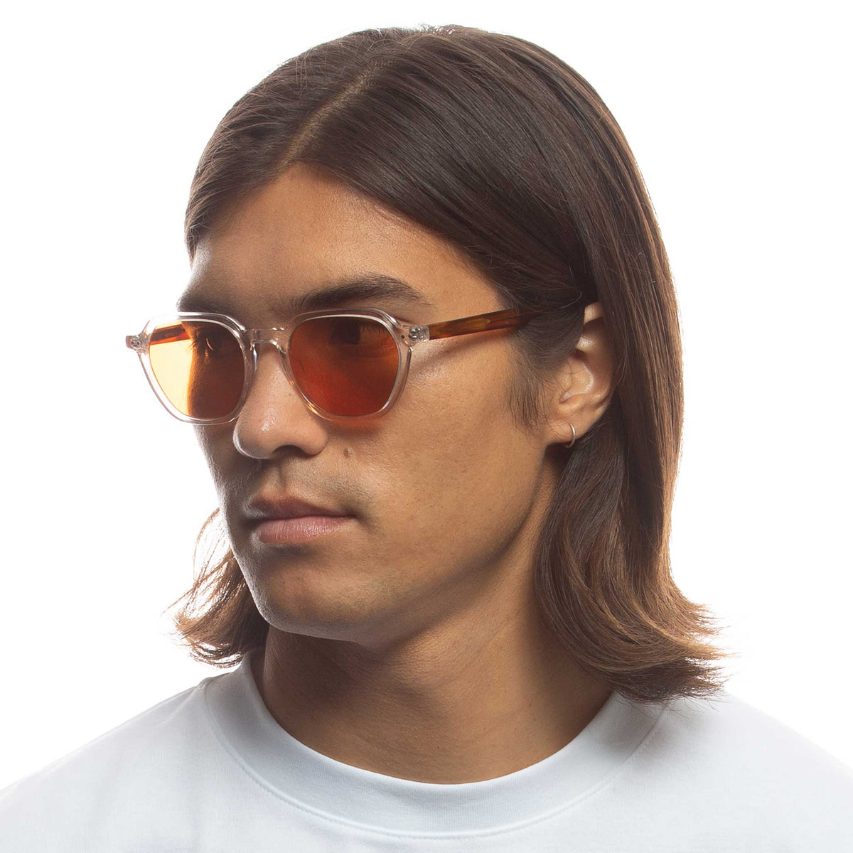 Le Specs Mercury 52 – Transparent – verres orange – portées