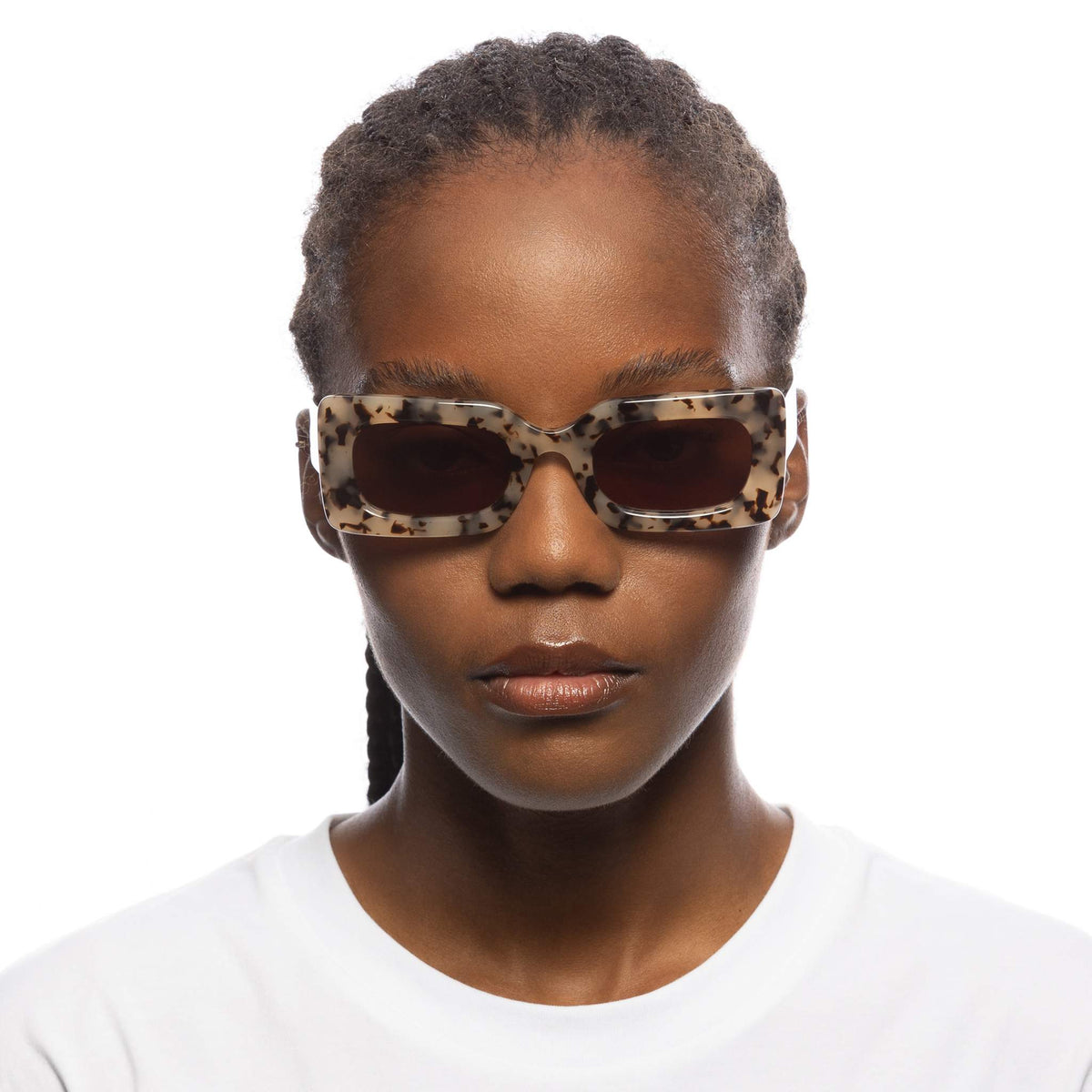 Le Specs Damnedest – Écaille – verres marron – portées