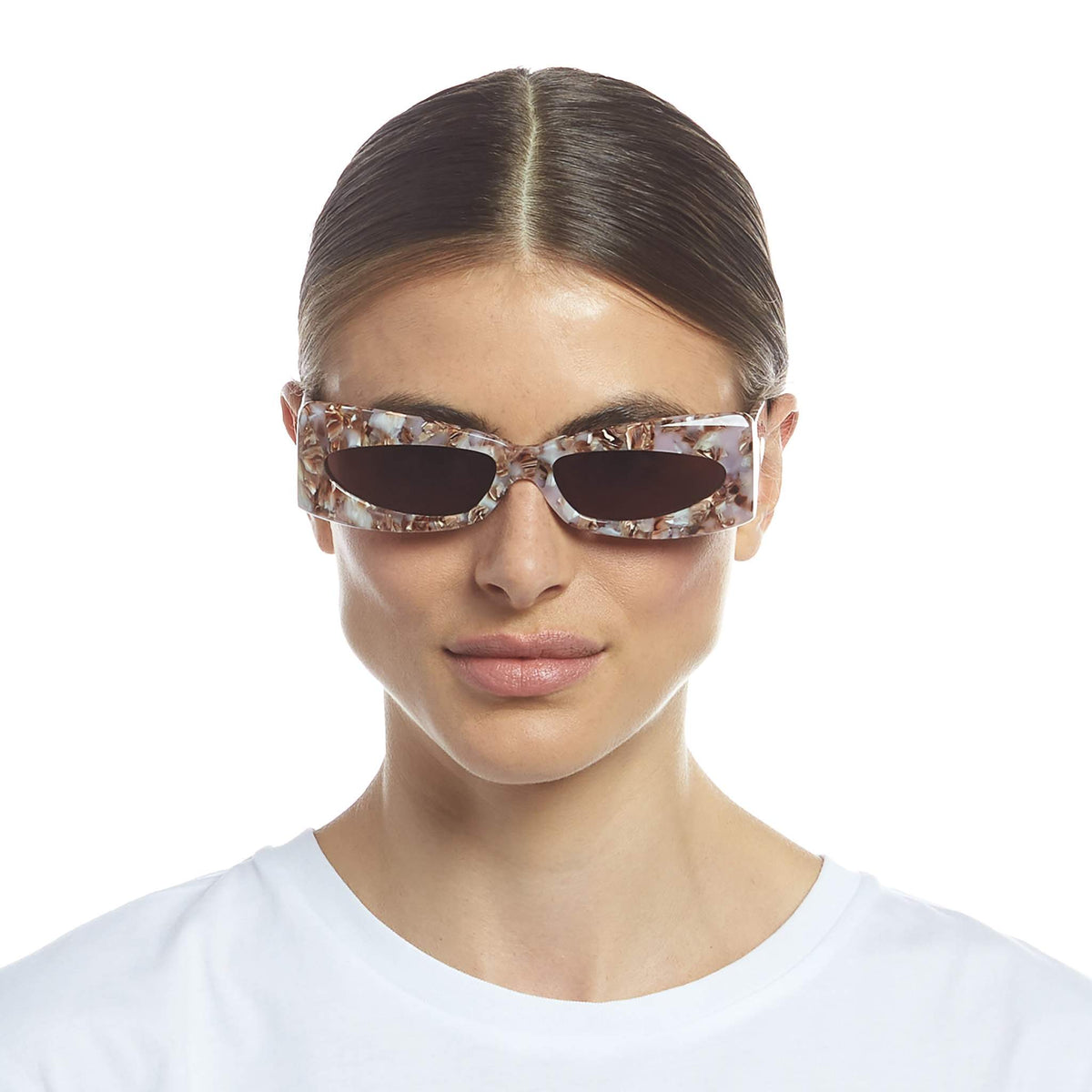 Le Specs Luxe Chaos theory – Paillettes – verres marron – portées