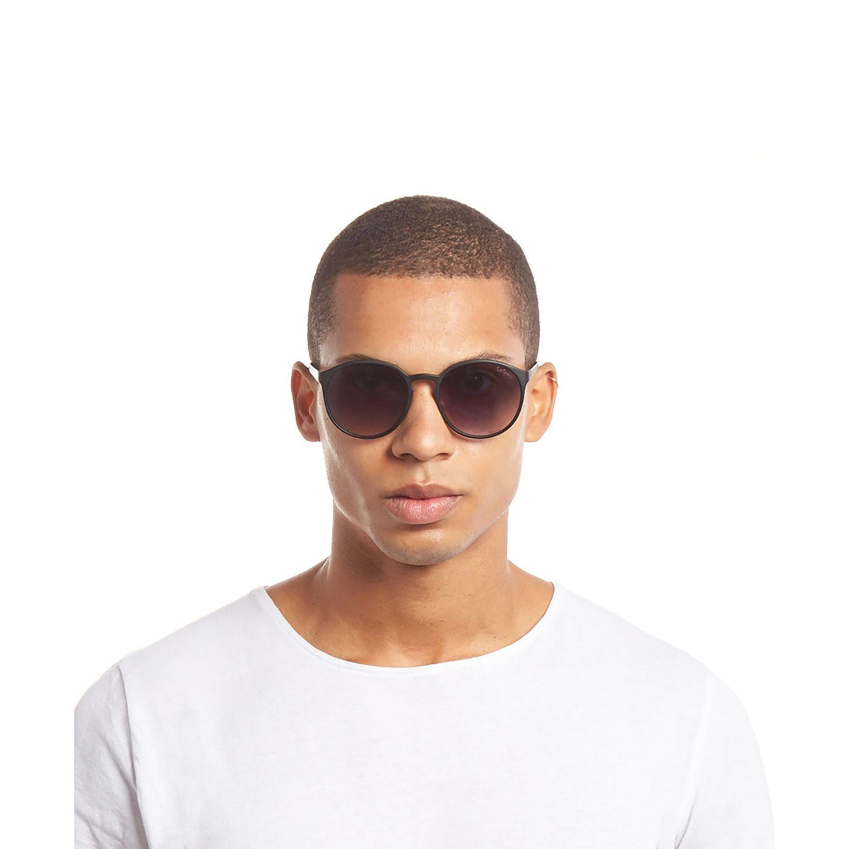 Le Specs, Le Tough Swizzle – Noir mat – verres noirs – portées