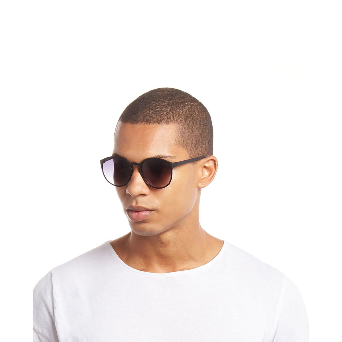 Le Specs, Le Tough Swizzle – Noir mat – verres noirs – portées
