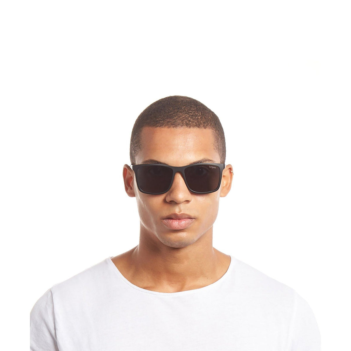 Le Specs Master Tamers – Noir – verres noirs – portées