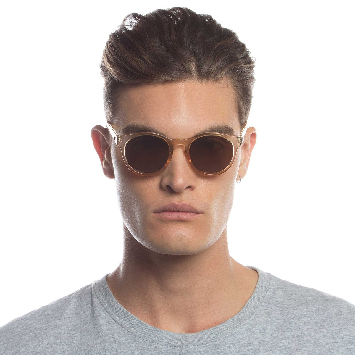 Le Specs Hey Macarena – Beige – verres marron polarisés – portées