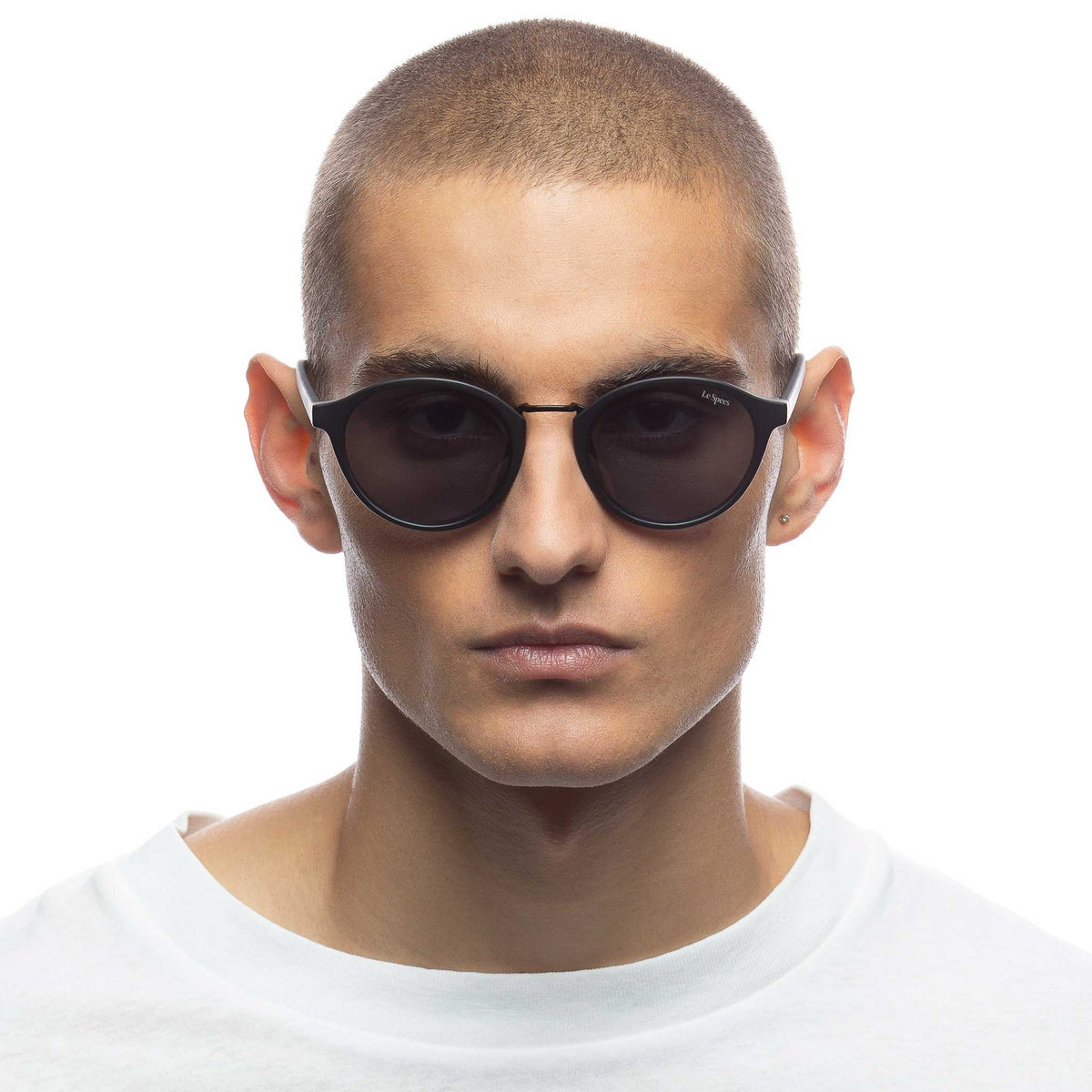Le Specs Paradox – Noir – verres noirs – portées