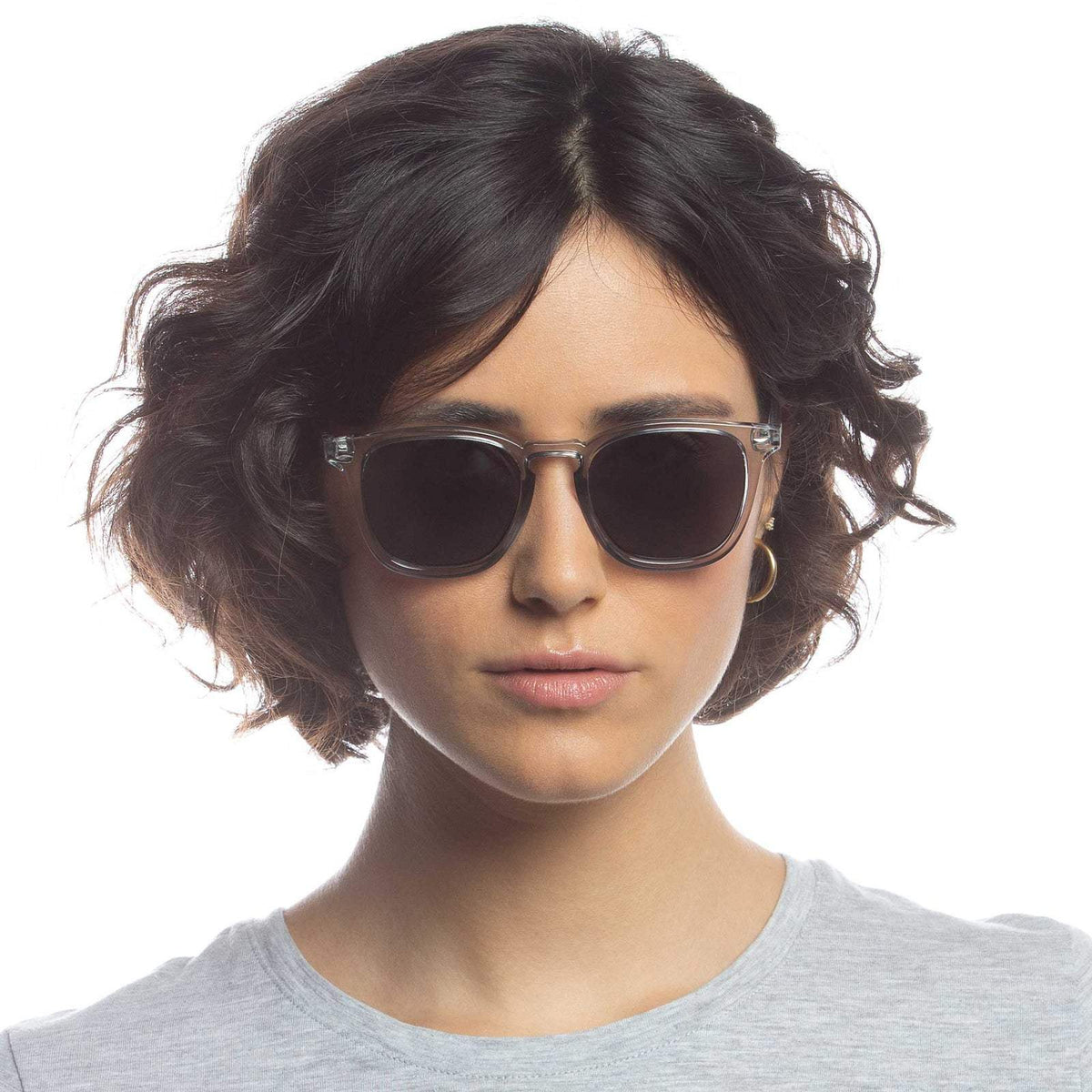 Le Specs No Biggie – Transparent gris – verres gris – portées