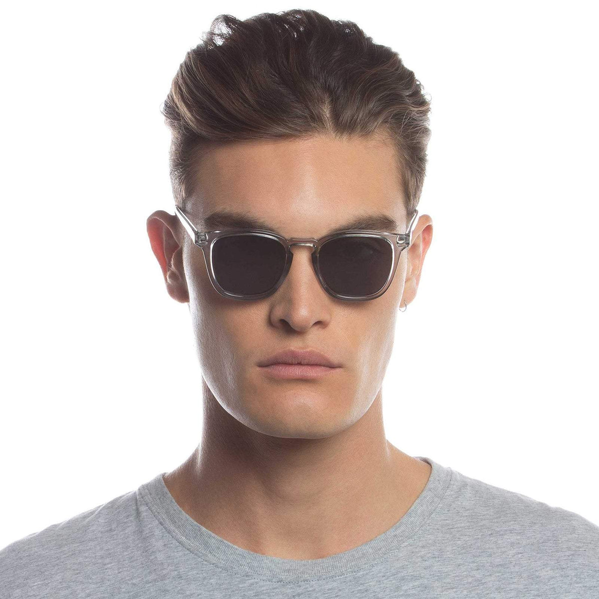 Le Specs No Biggie – Transparent gris – verres gris – portées
