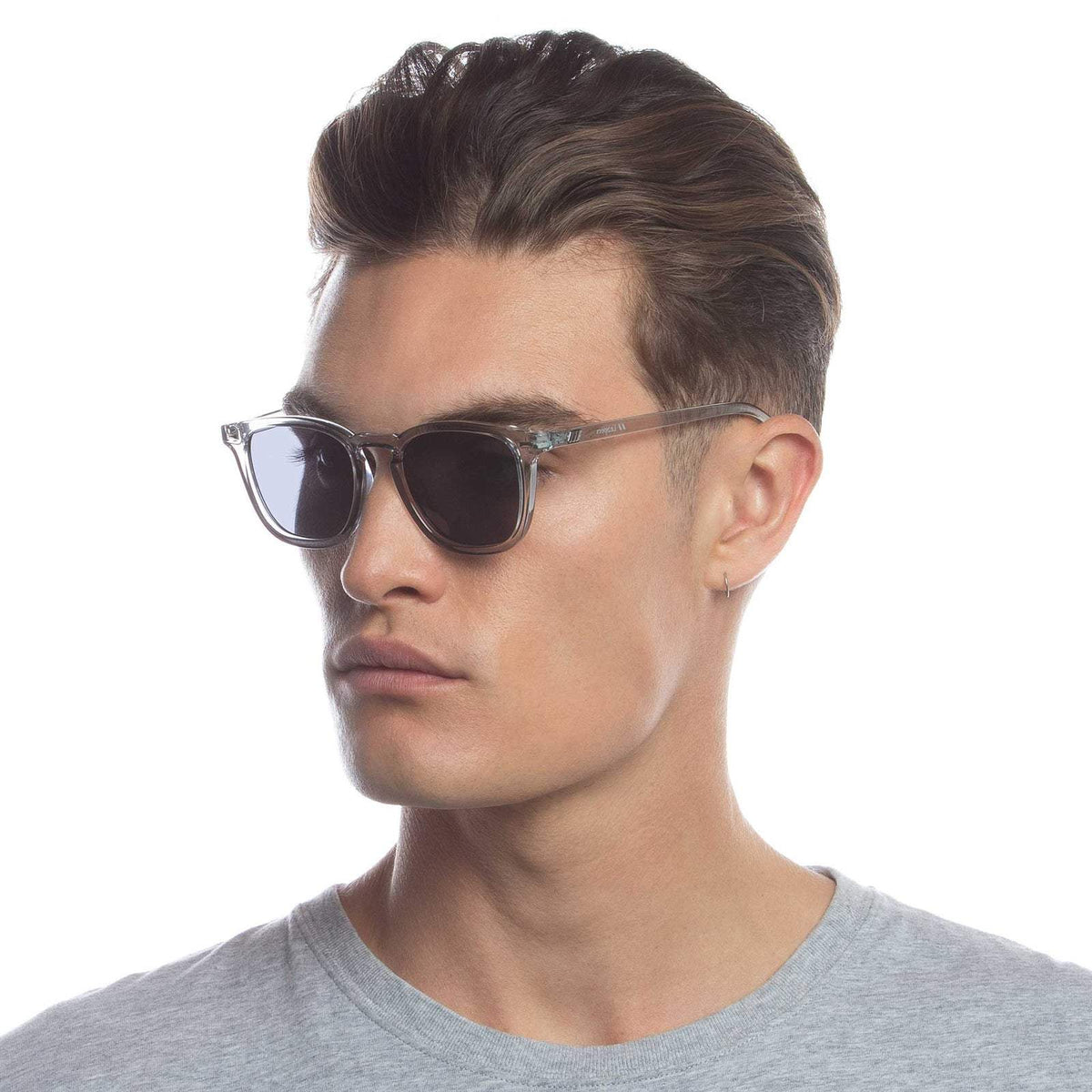 Le Specs No Biggie – Transparent gris – verres gris – portées