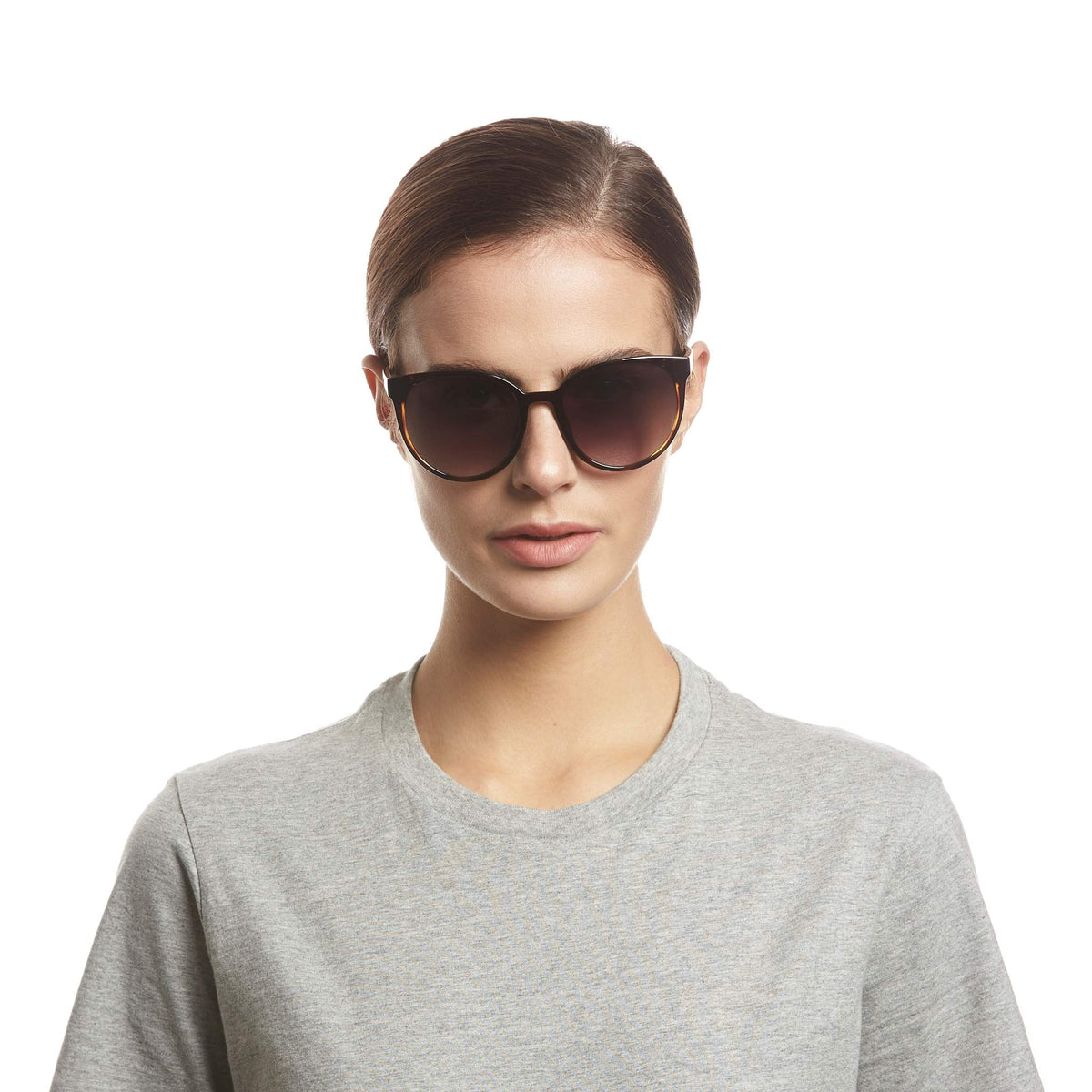 Le Specs Armada – Marron – verres marron – portées