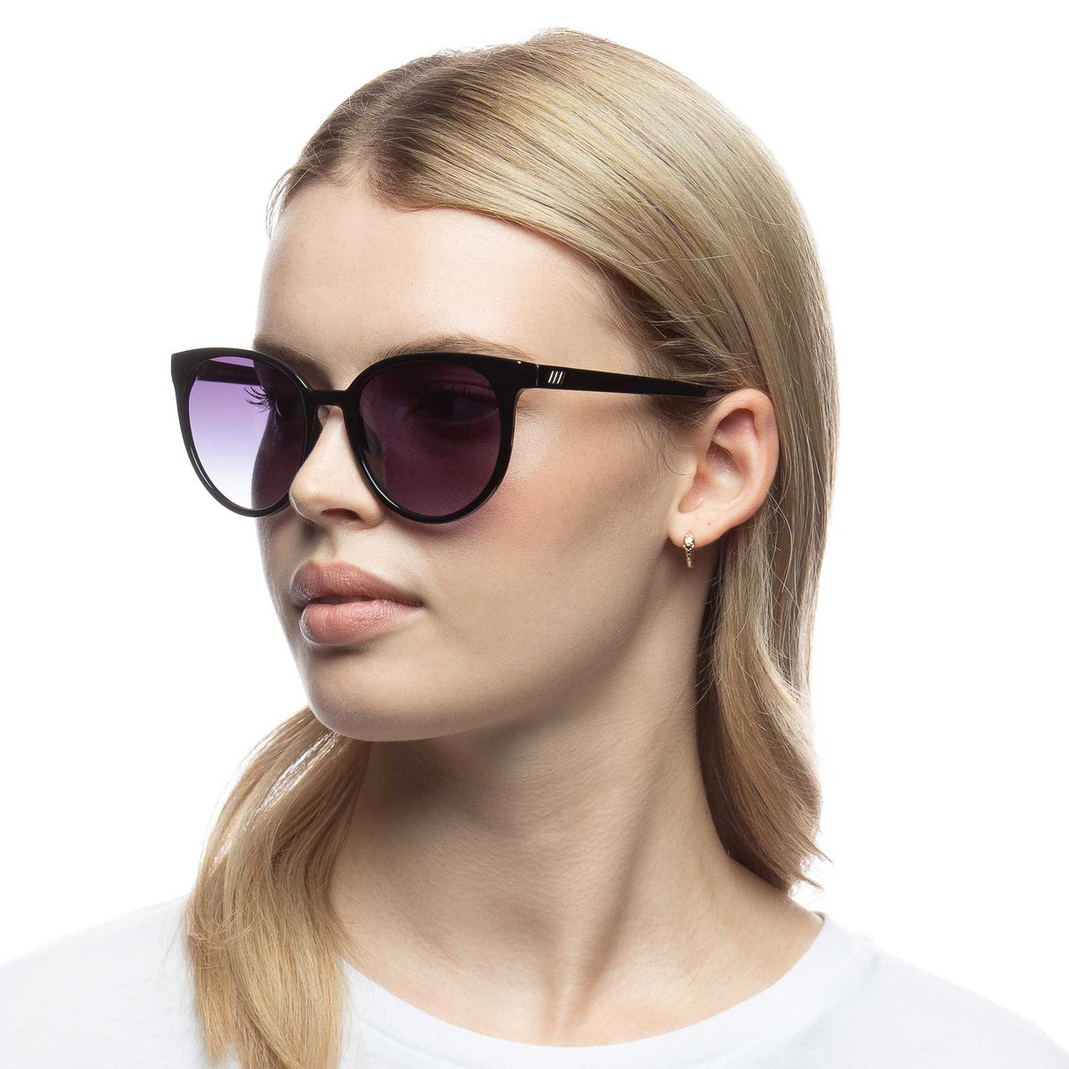 Le Specs Armada – Noir – verres noirs – portées
