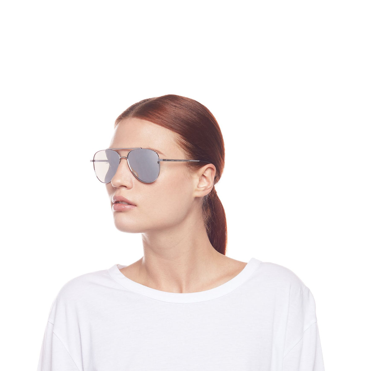 Le Specs Evermore – Argent – verres gris miroir – portées