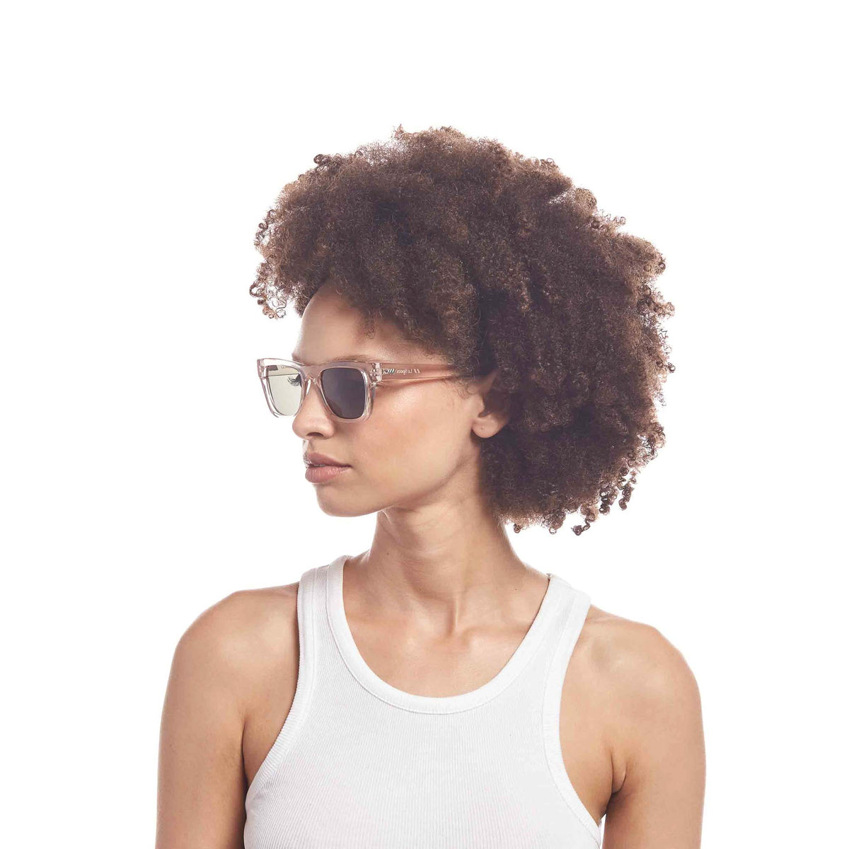 Le Specs Le Phoque – Transparent – verres gris – portées