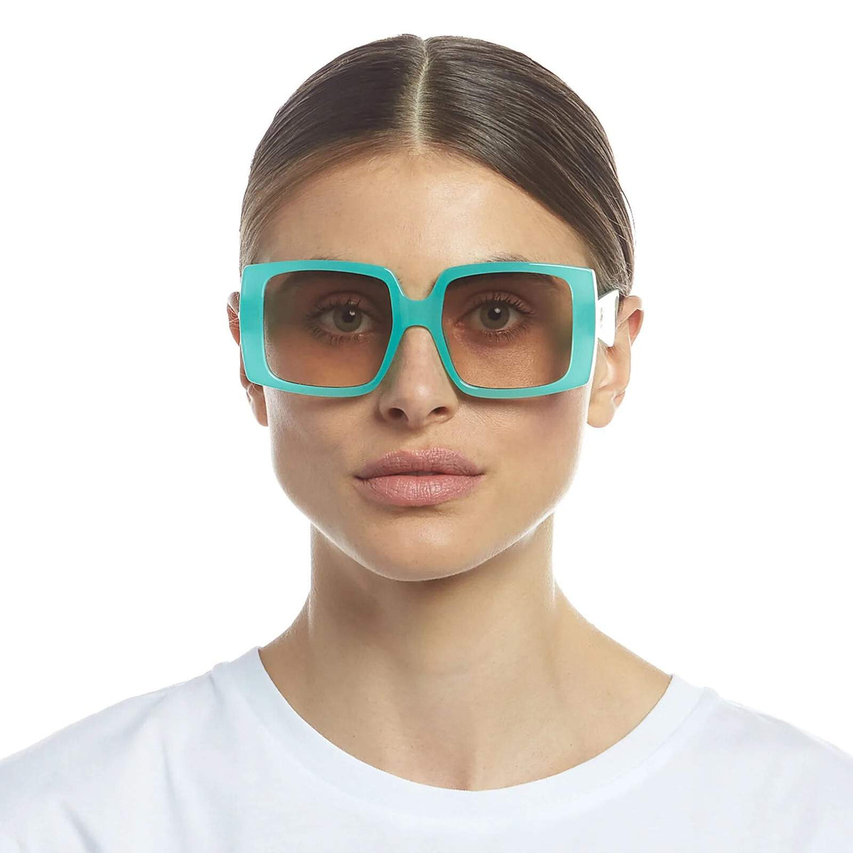Le Specs Glo Getter – Bleu – verres marron – portées