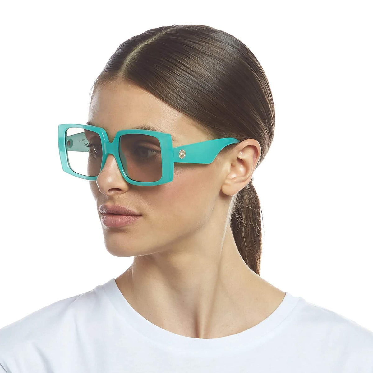 Le Specs Glo Getter – Bleu – verres marron – portées