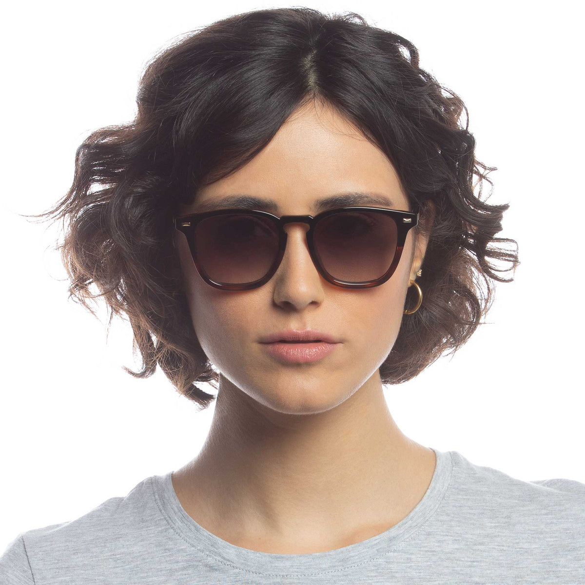 Le Specs No Biggie – Écaille – verres marron – portées