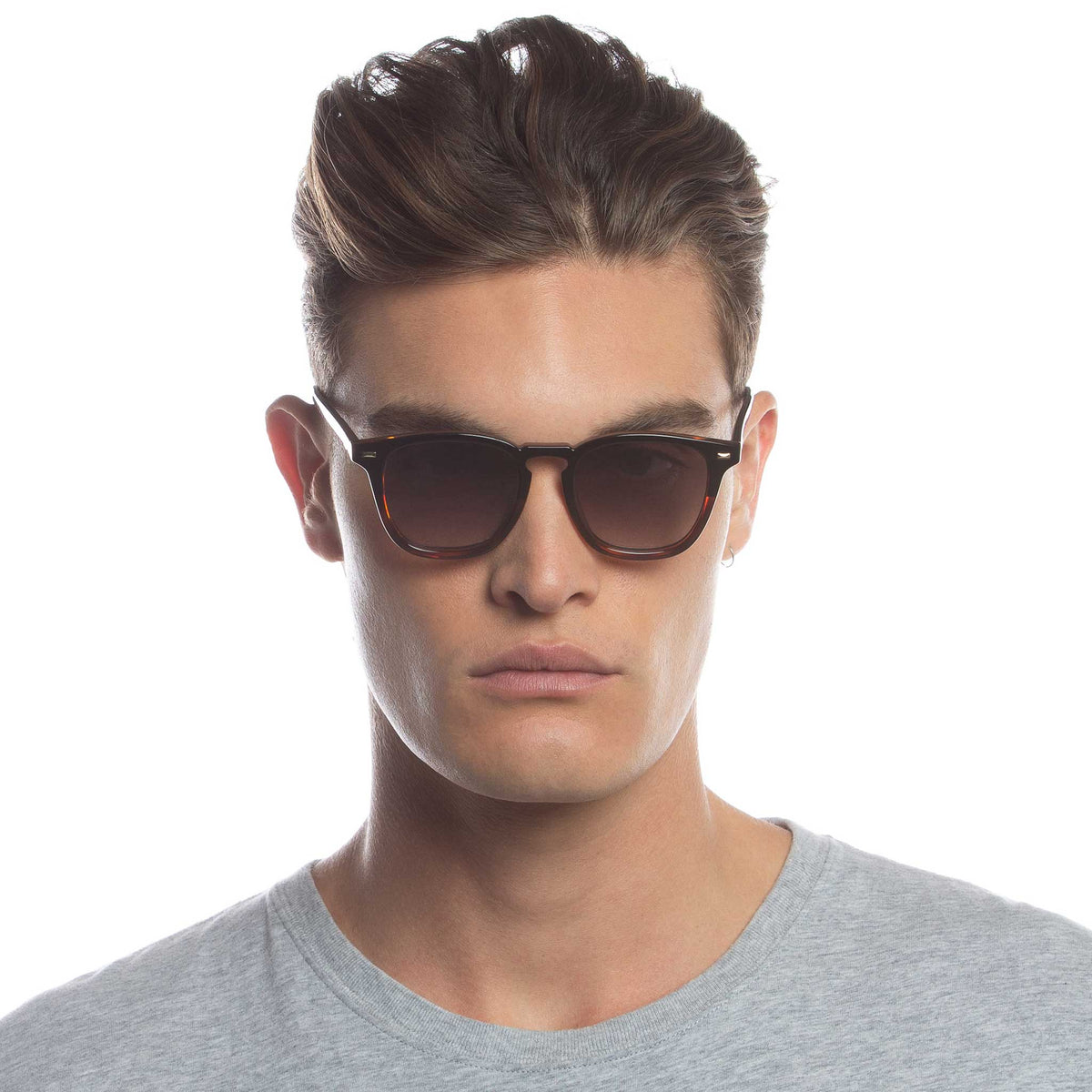 Le Specs No Biggie – Écaille – verres marron – portées
