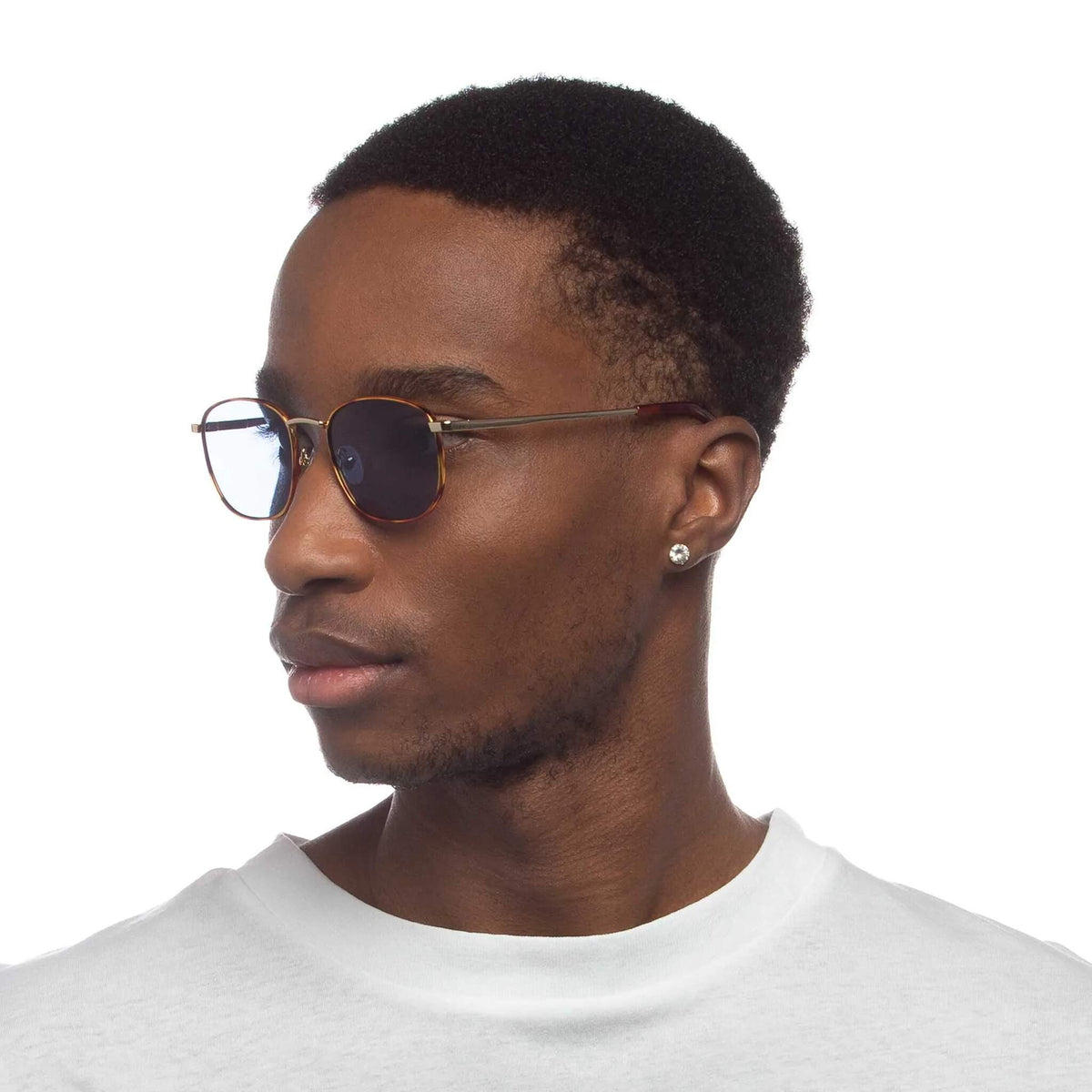 Le Specs Neptune Deux – Écaille – verres bleus – portées