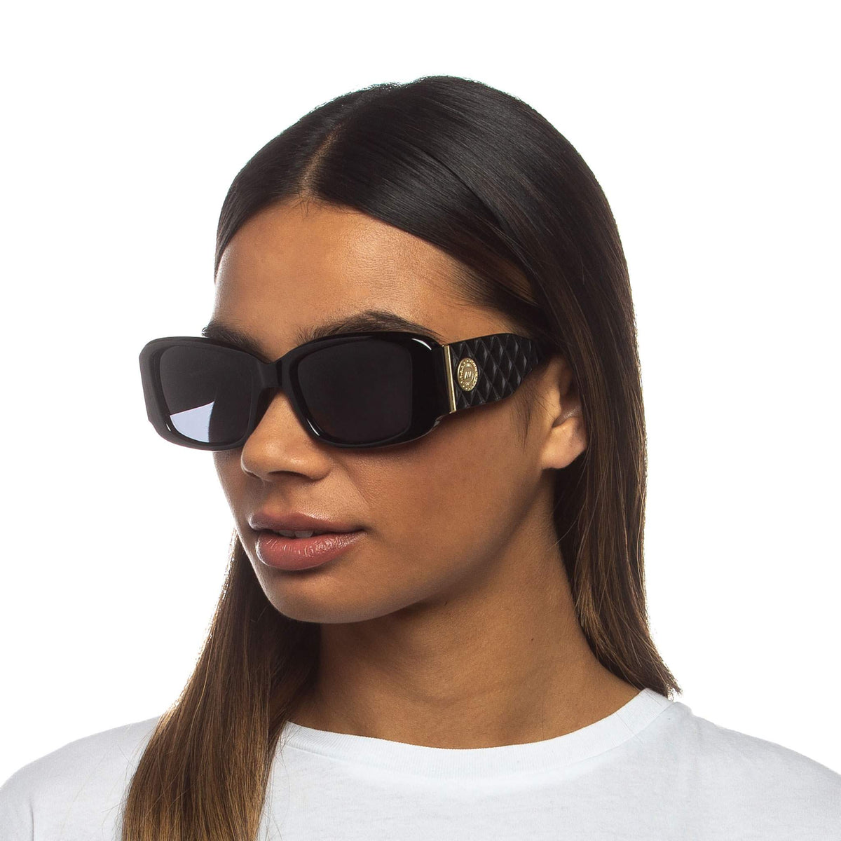 Le Specs Nouveau Riche – Noir – verres noirs – portées