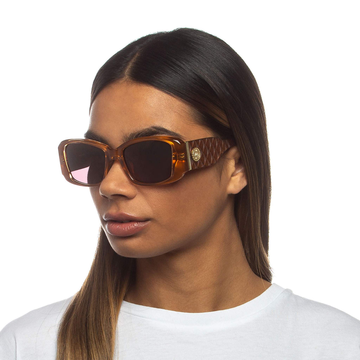Le Specs Nouveau Riche – Marron – verres mauves – portées