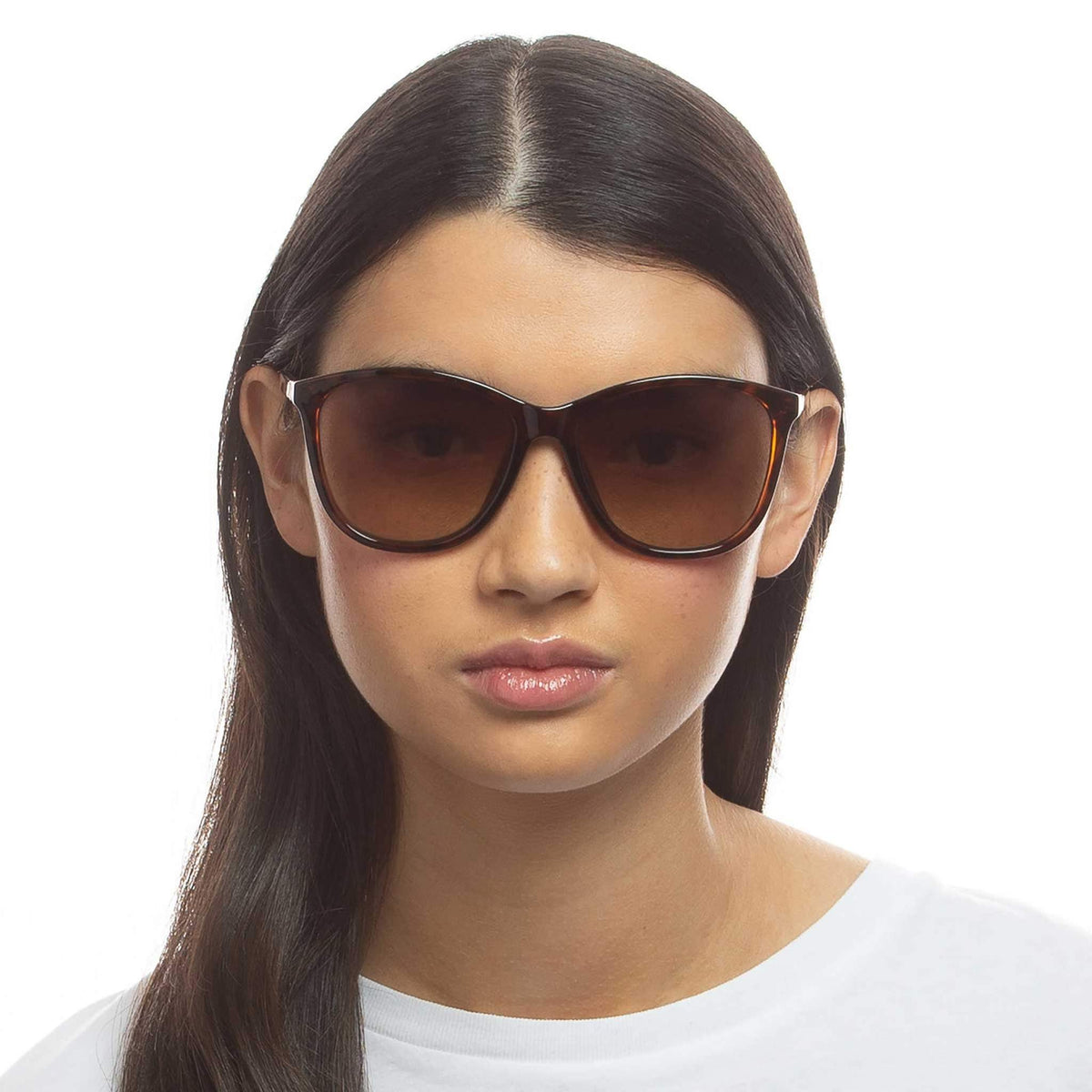 Le Specs Entitlement – Écaille – verres marron – portées