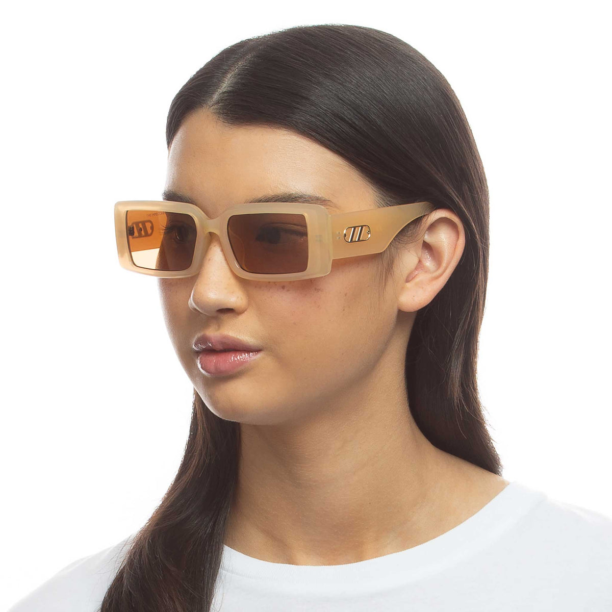 Le Specs The Impeccable – Beige – verres marron – portées