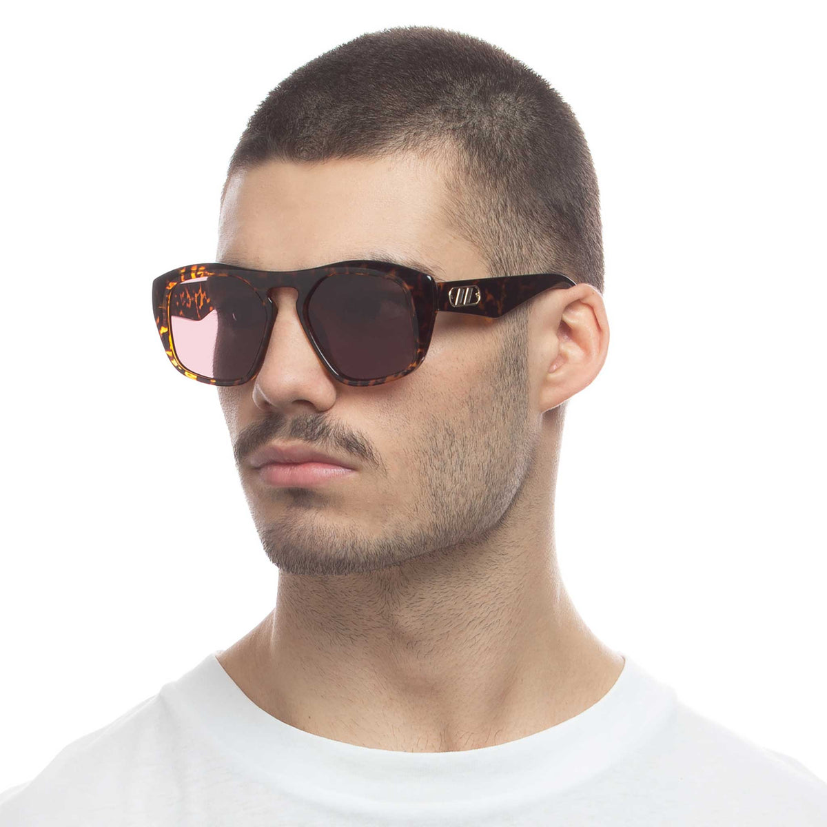 Le Specs Preposterous – Écaille – verres marron – portées