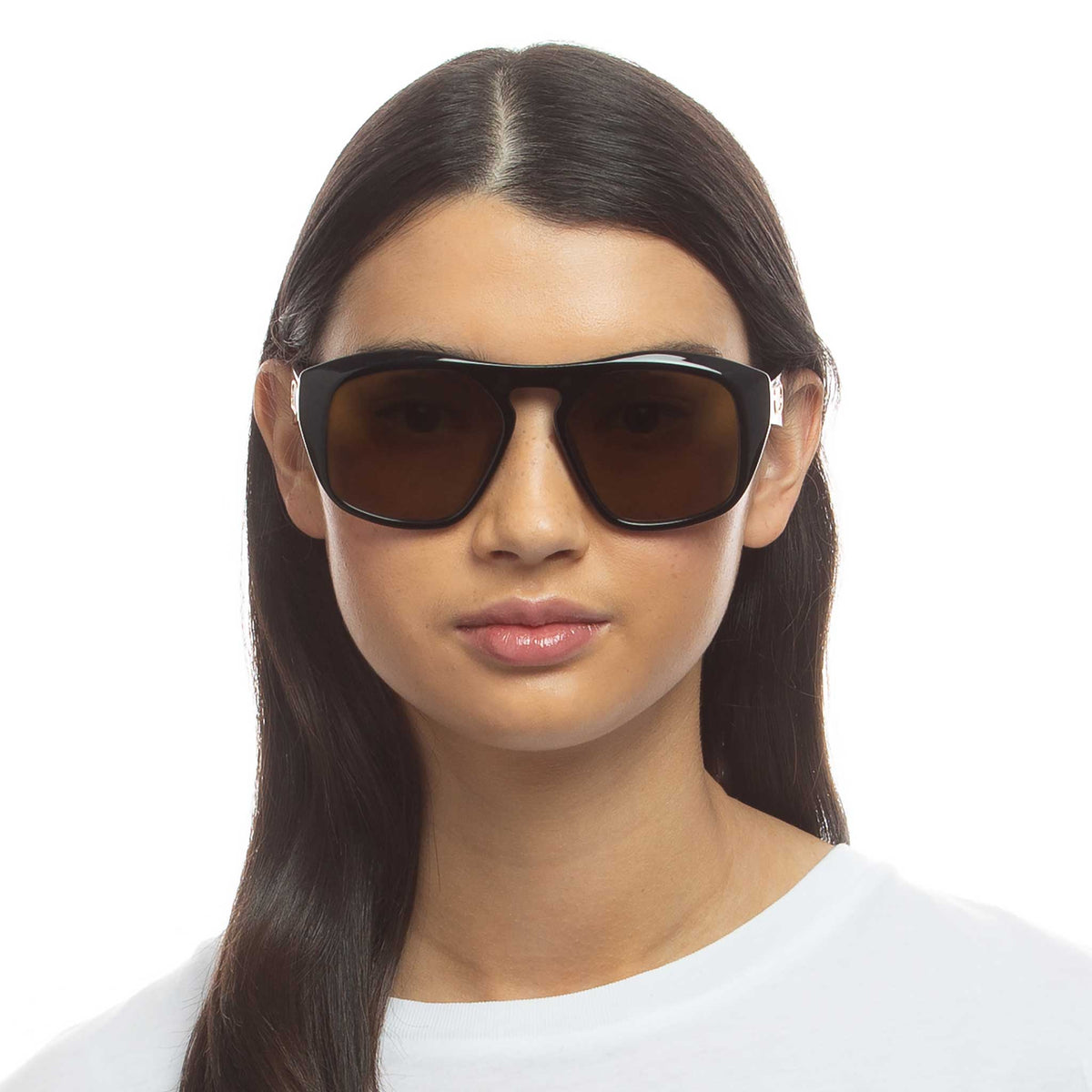 Le Specs Preposterous – Noir – verres marron – portées